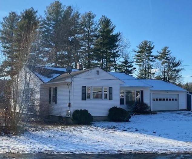 17 Raleigh Dr, Nashua, NH 03062 exterior