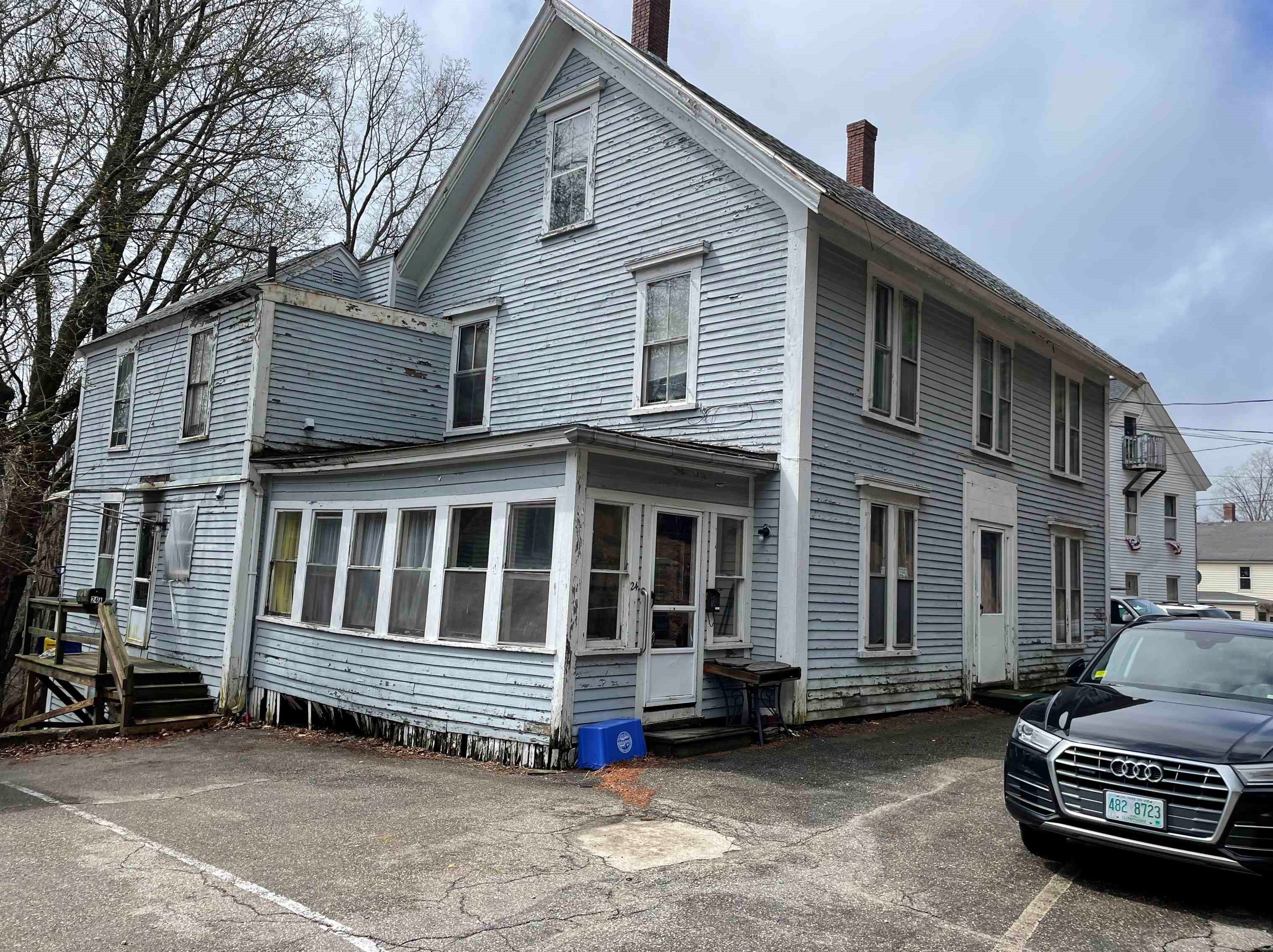 24-26 W High St, Somersworth, NH 03878