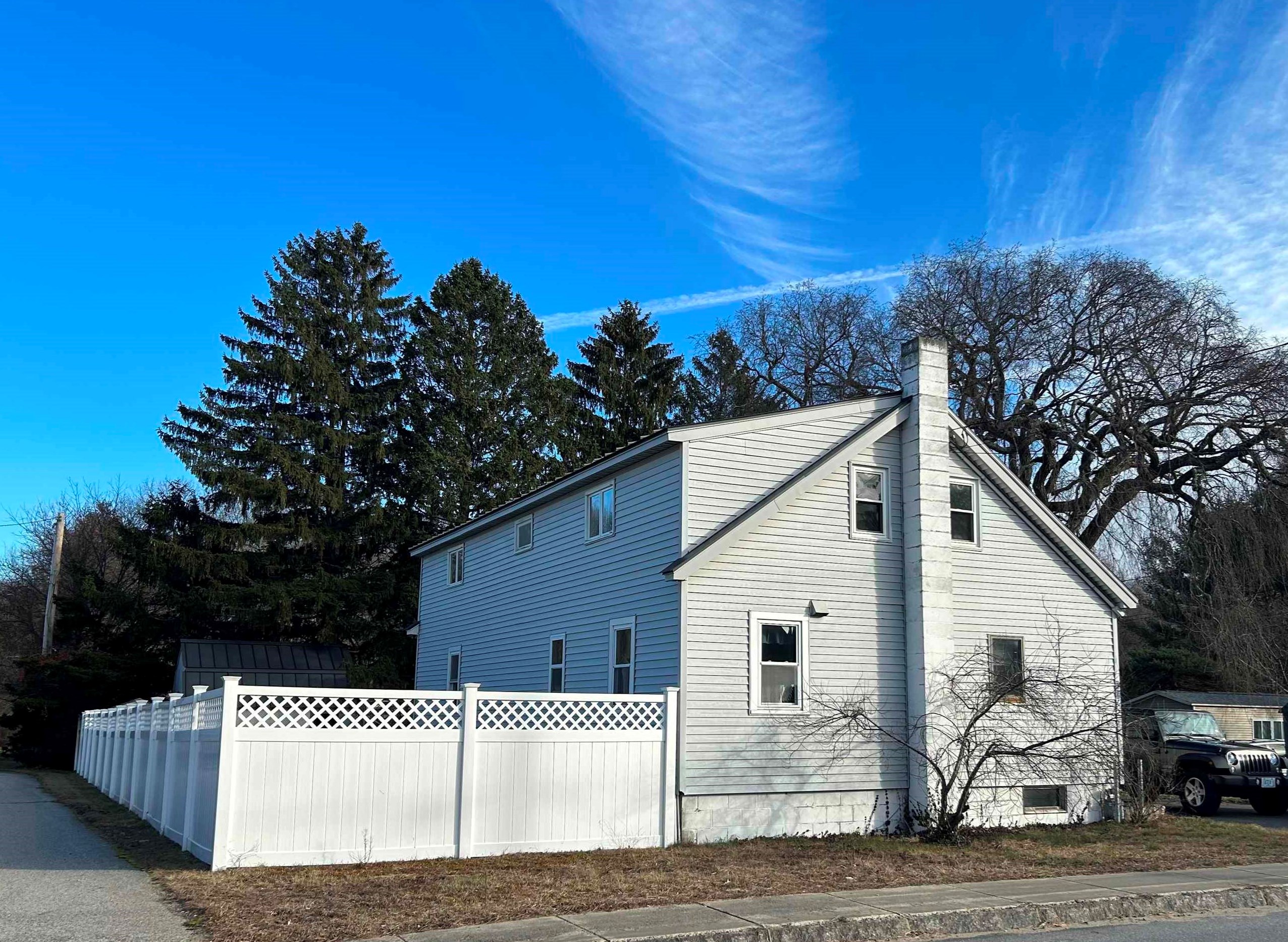 32 Washington St, Seabrook, NH 03874