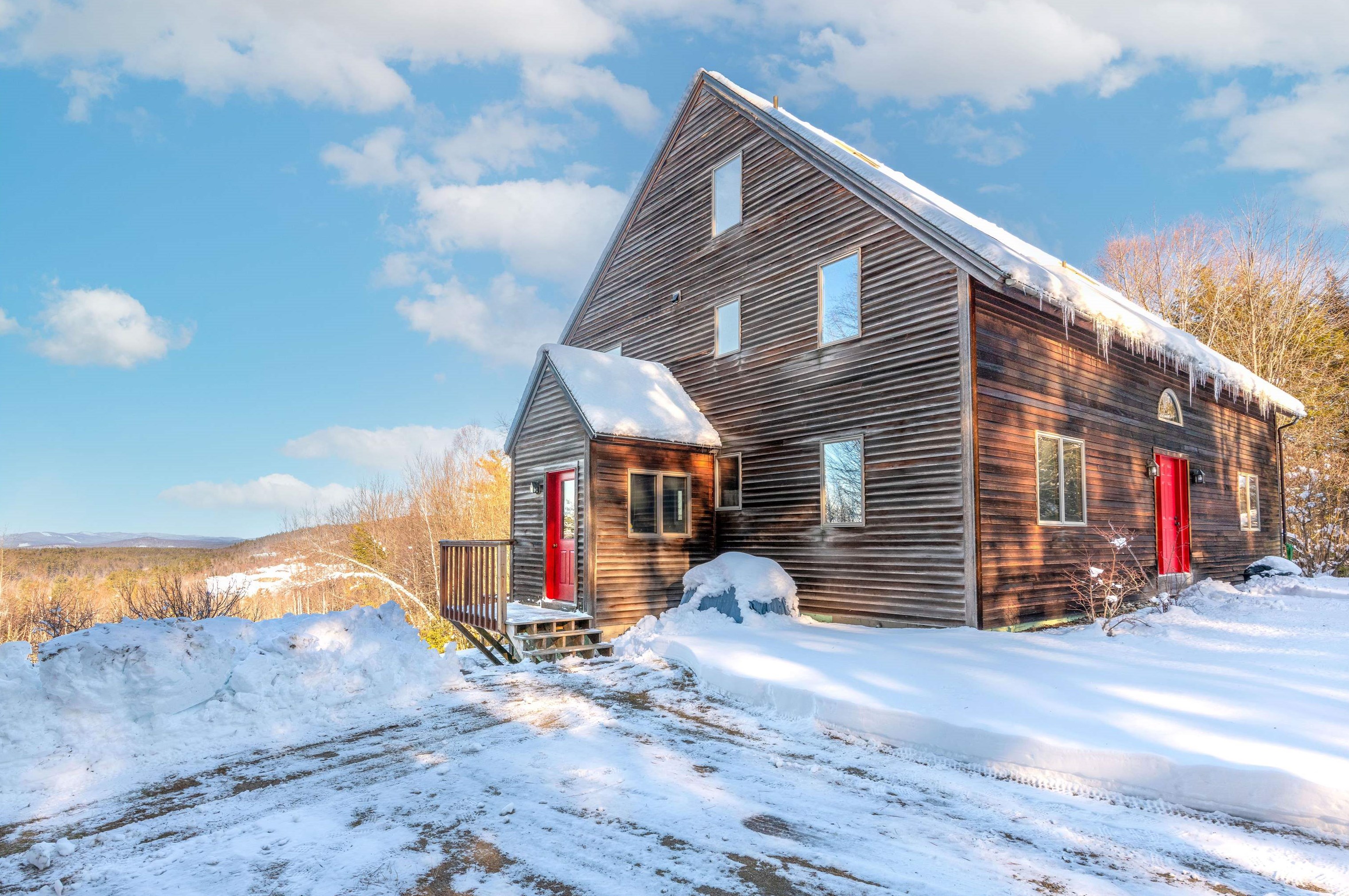310 Moody Rd, Benton, NH 03780