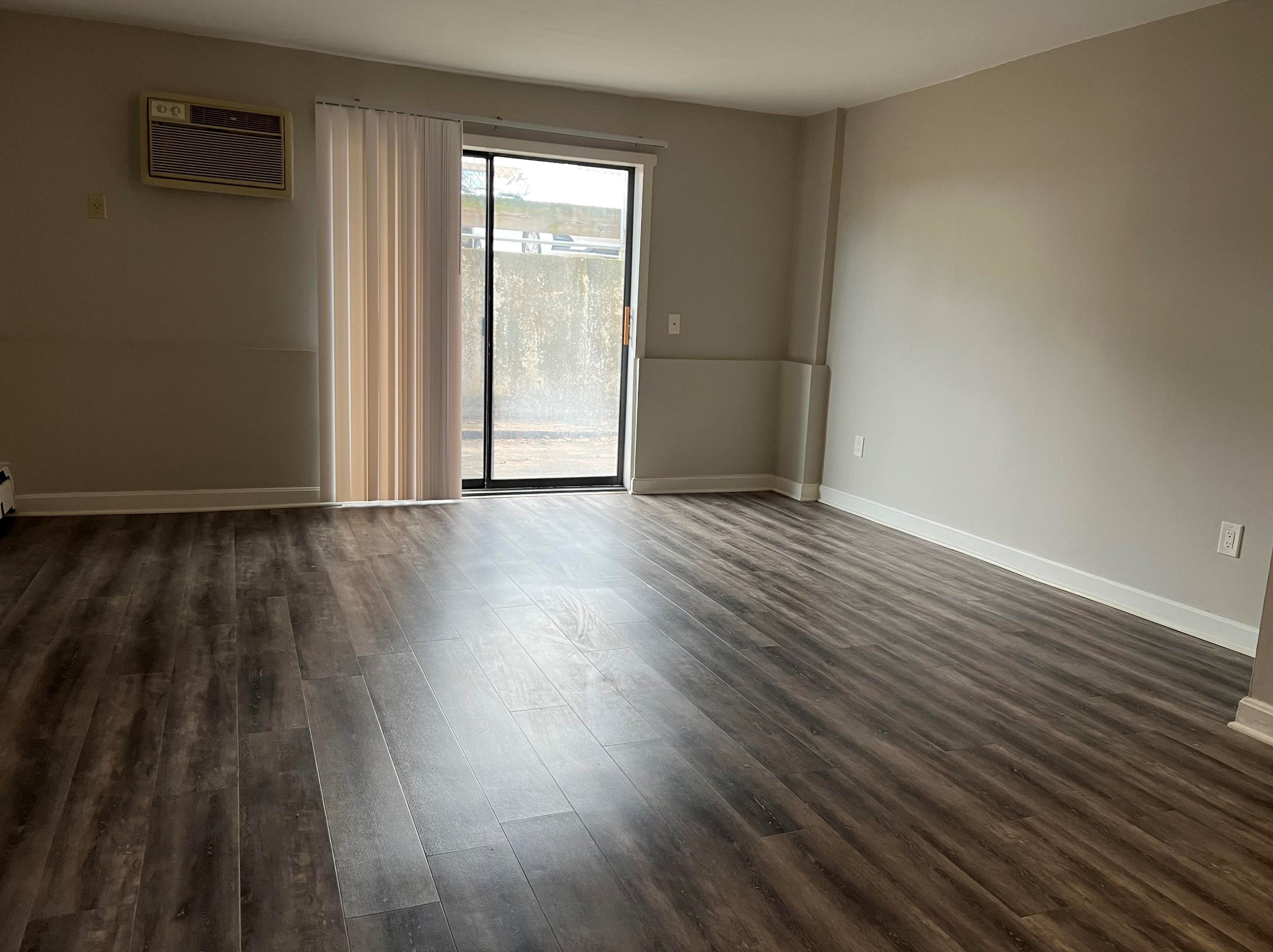 126 Mammoth Rd #306, Manchester, NH 03106