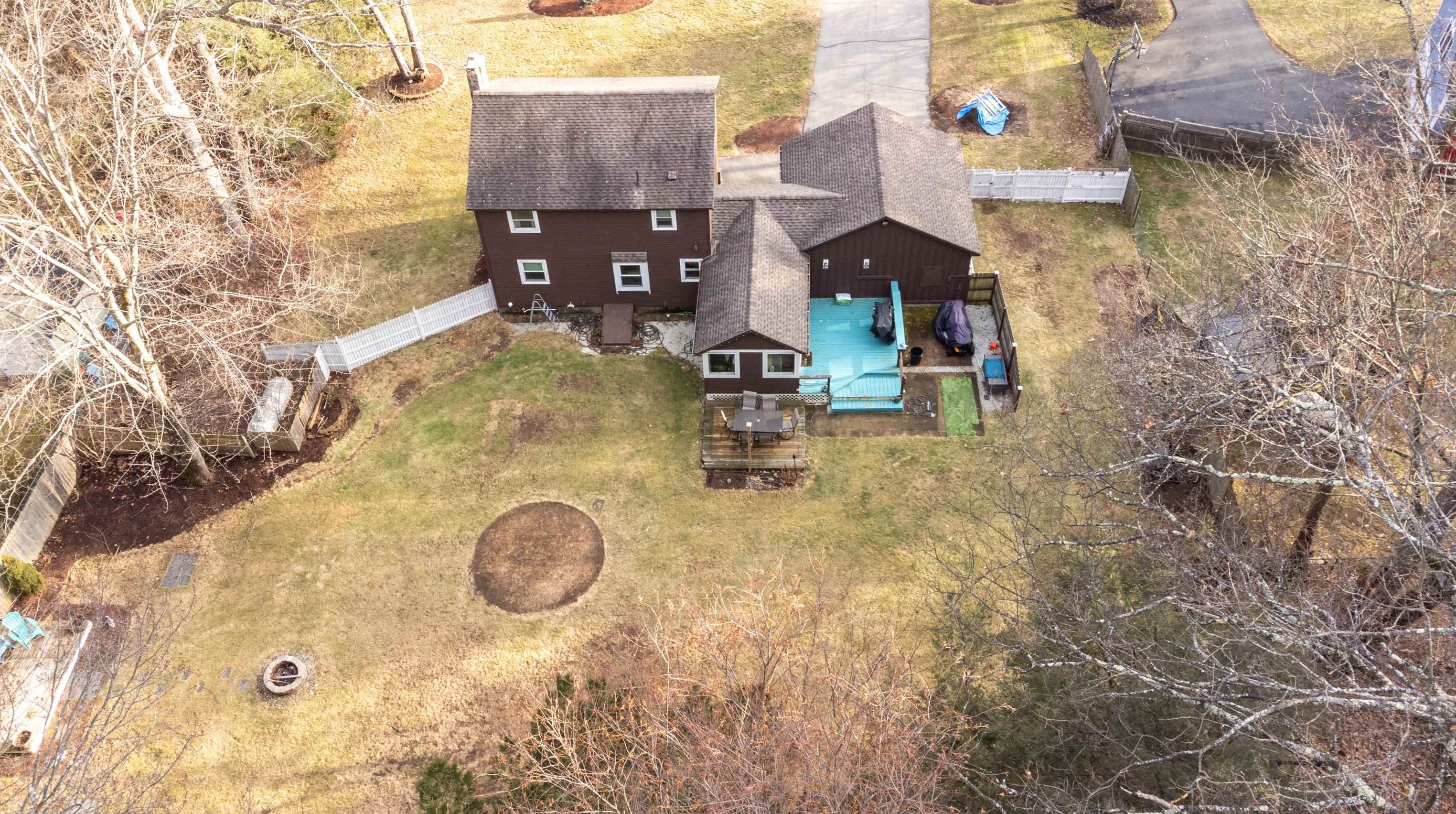 5 Short St, Merrimack NH  03054-6210 exterior