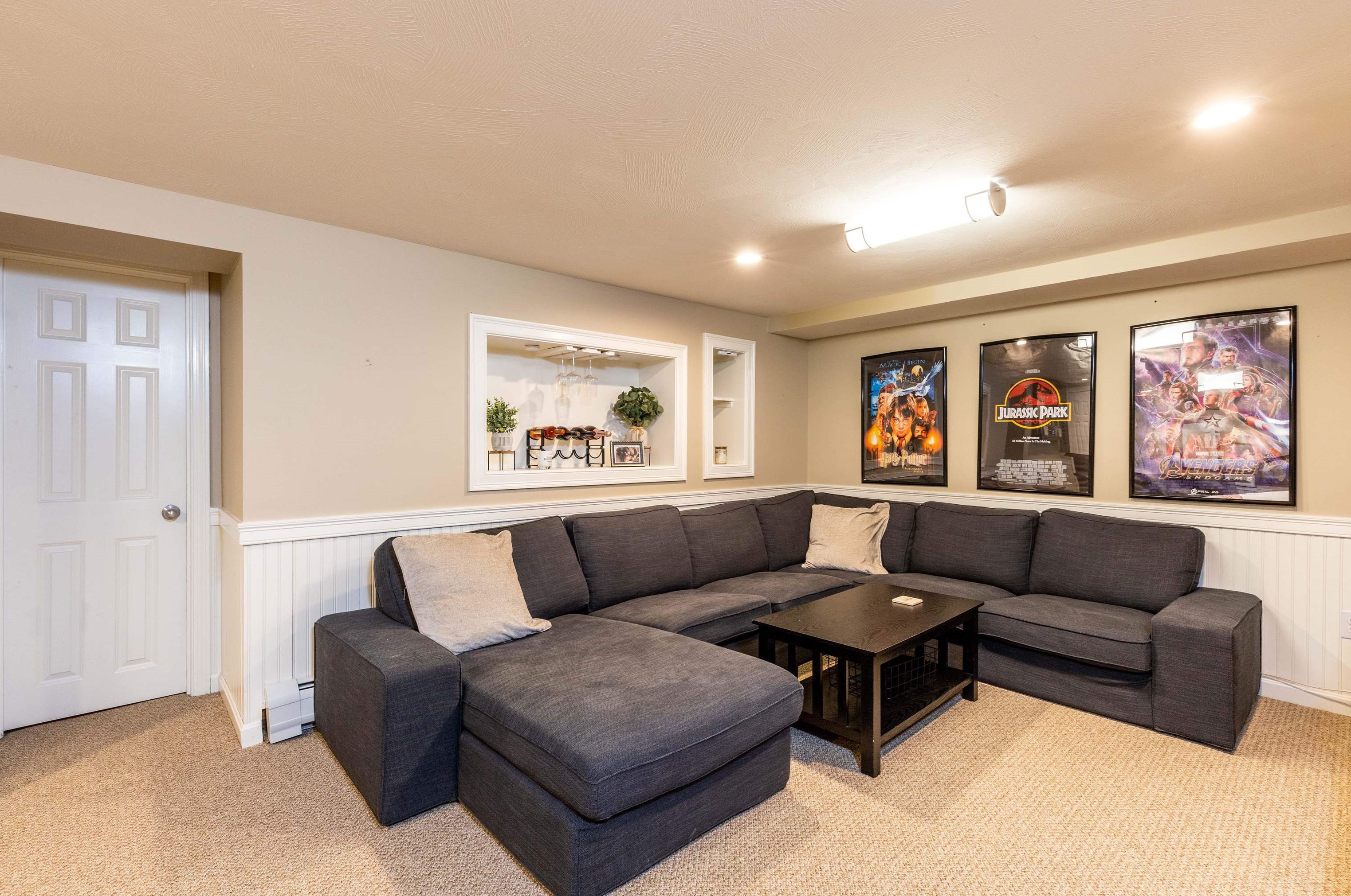 5 Short St, Merrimack NH  03054-6210 exterior