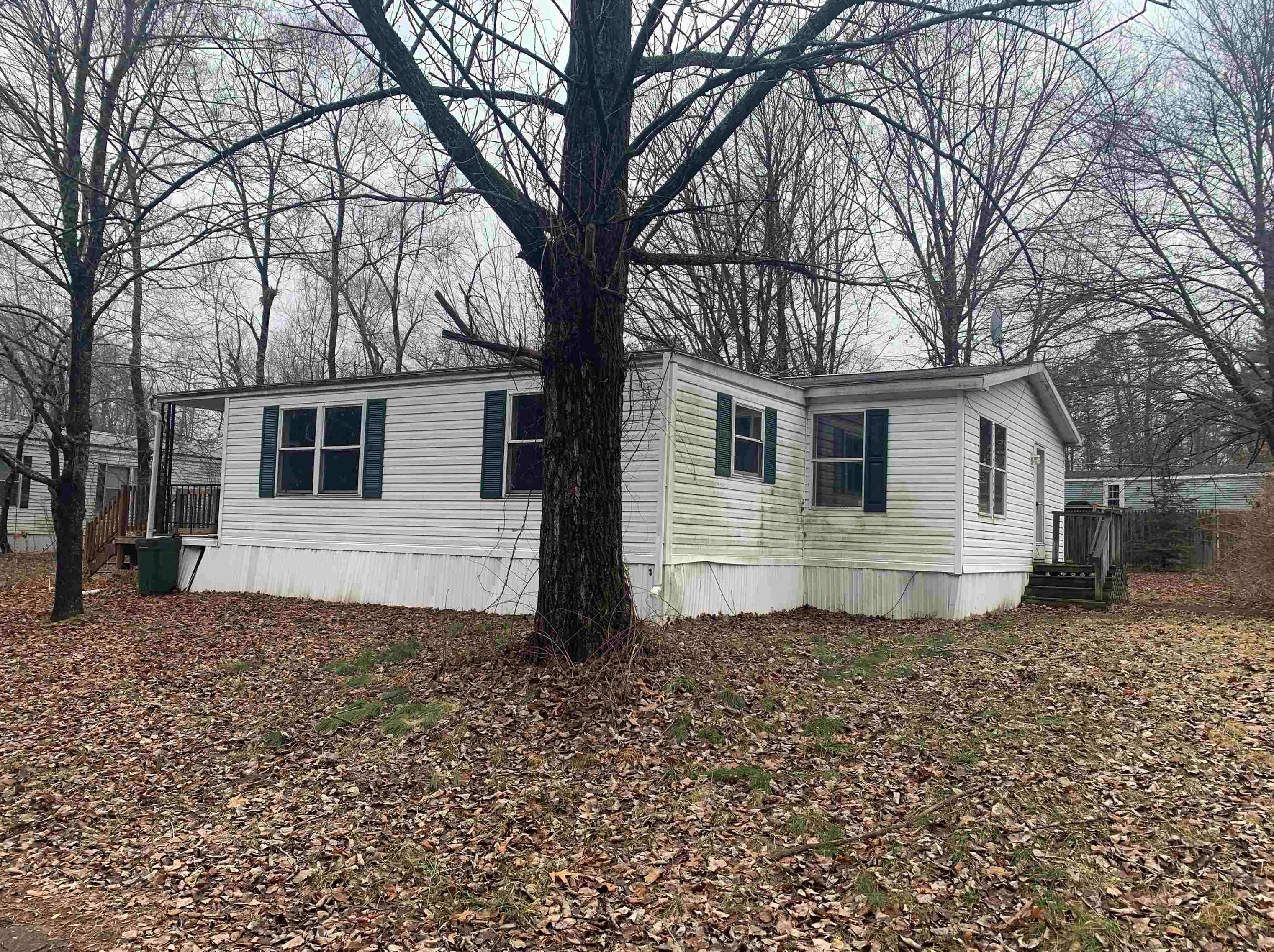 8 Politic Dr, Rochester, NH 03839