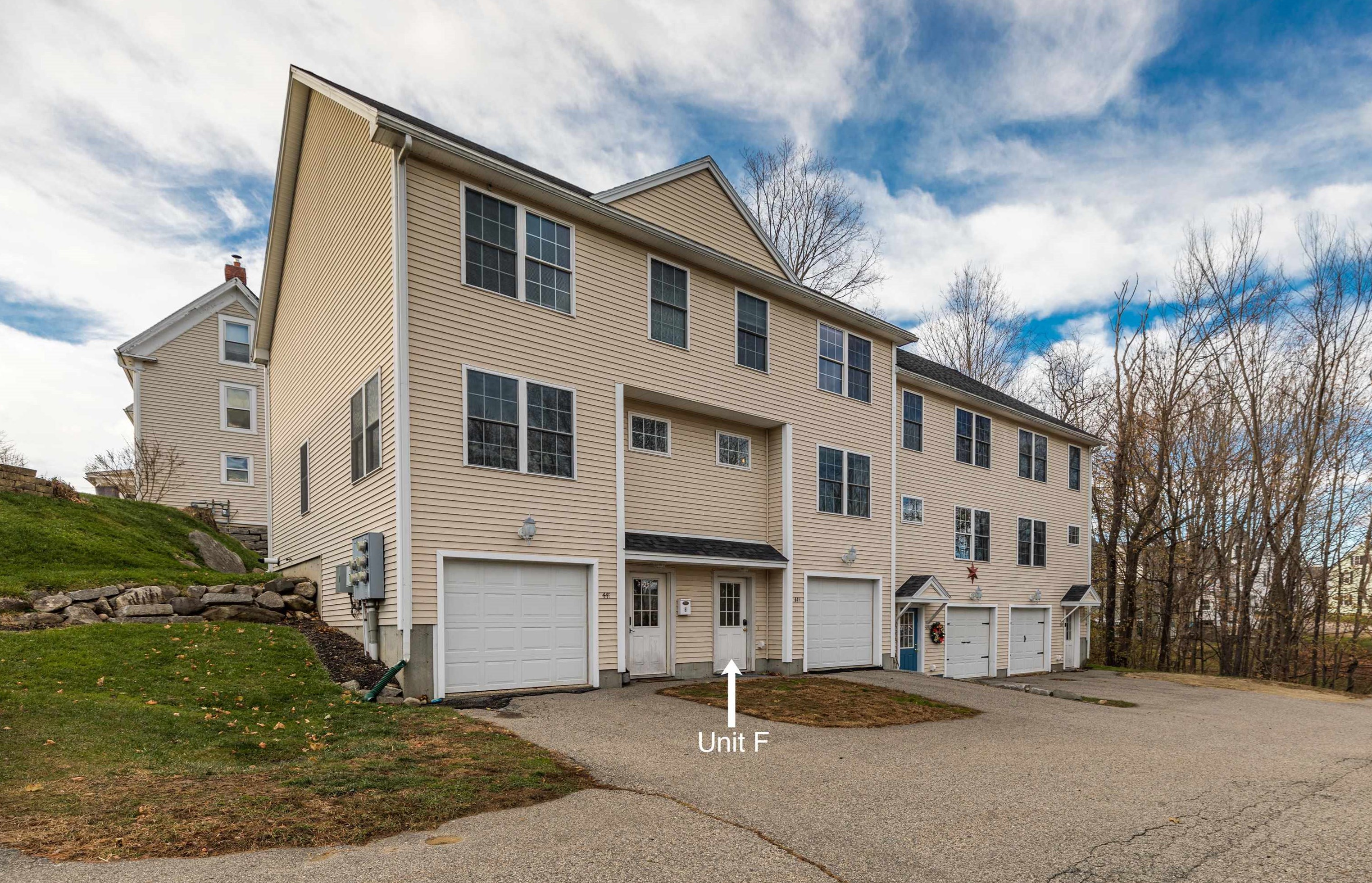 44 Church St #f, Rochester, NH 03839