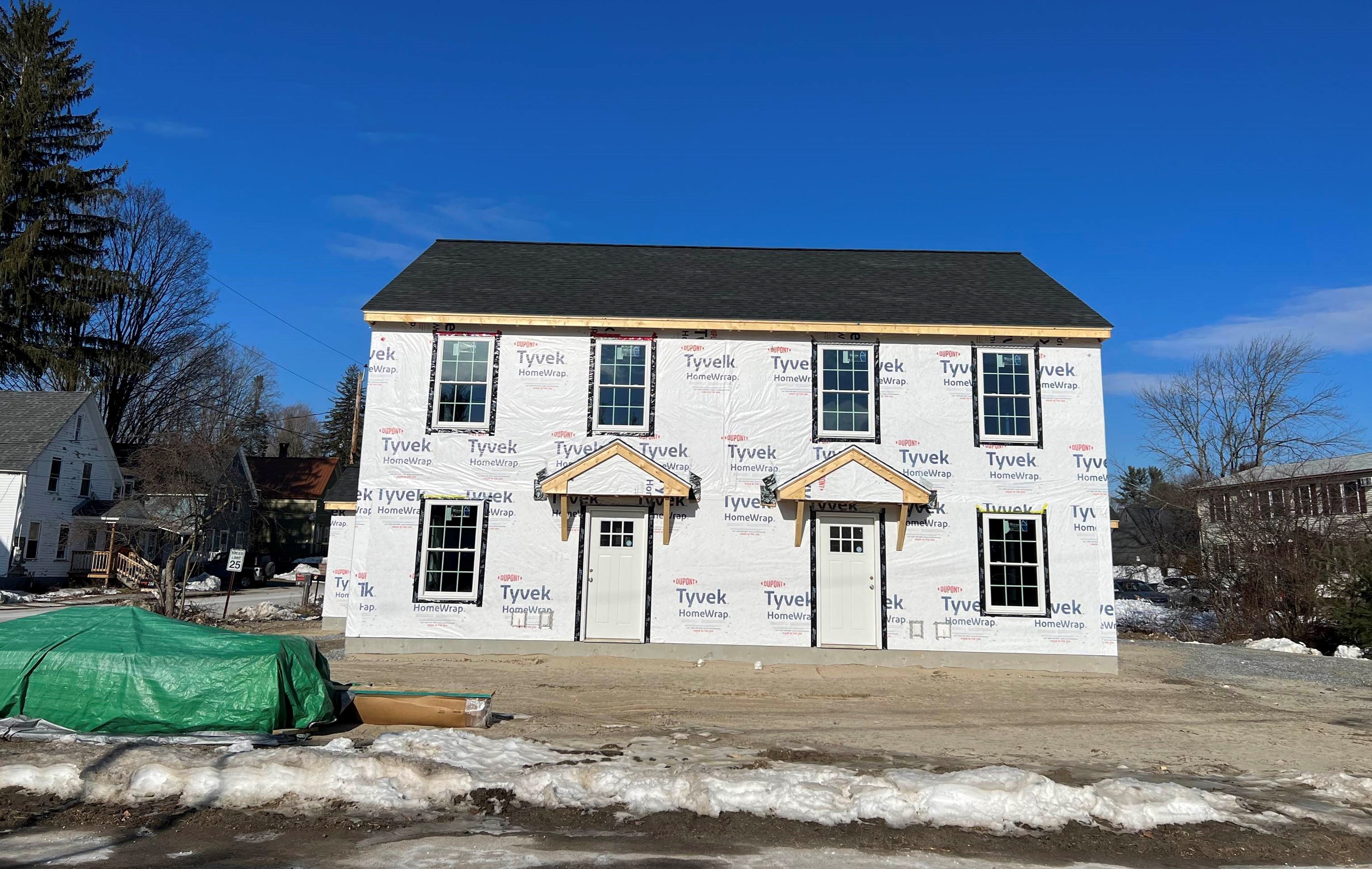 17 Myrtle St, Hillsboro, NH 03244