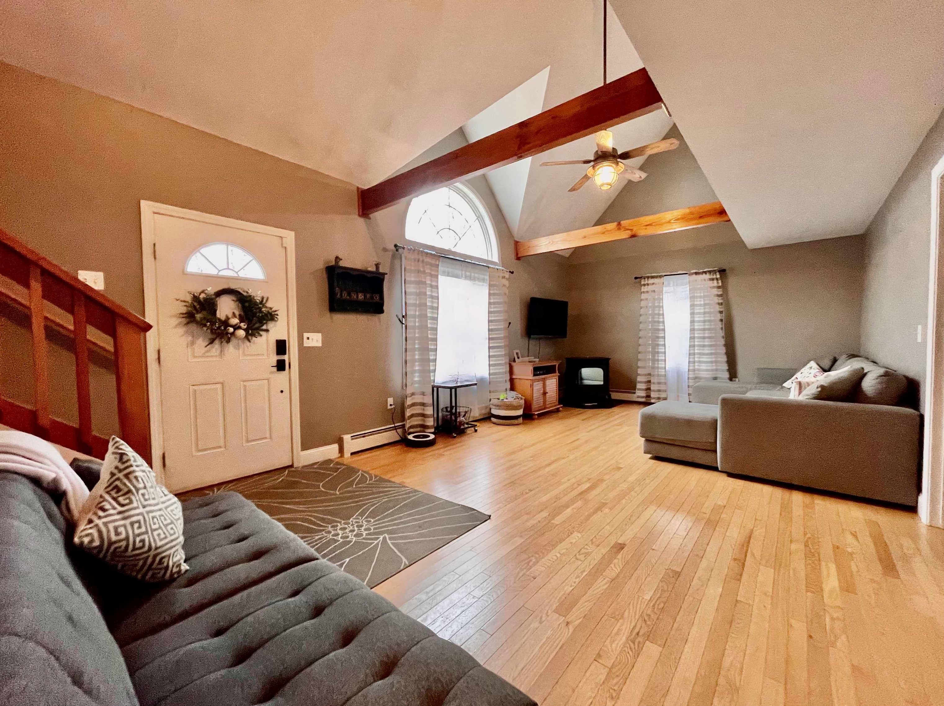 9 Frohock Brook Rd, Alton, NH 03810