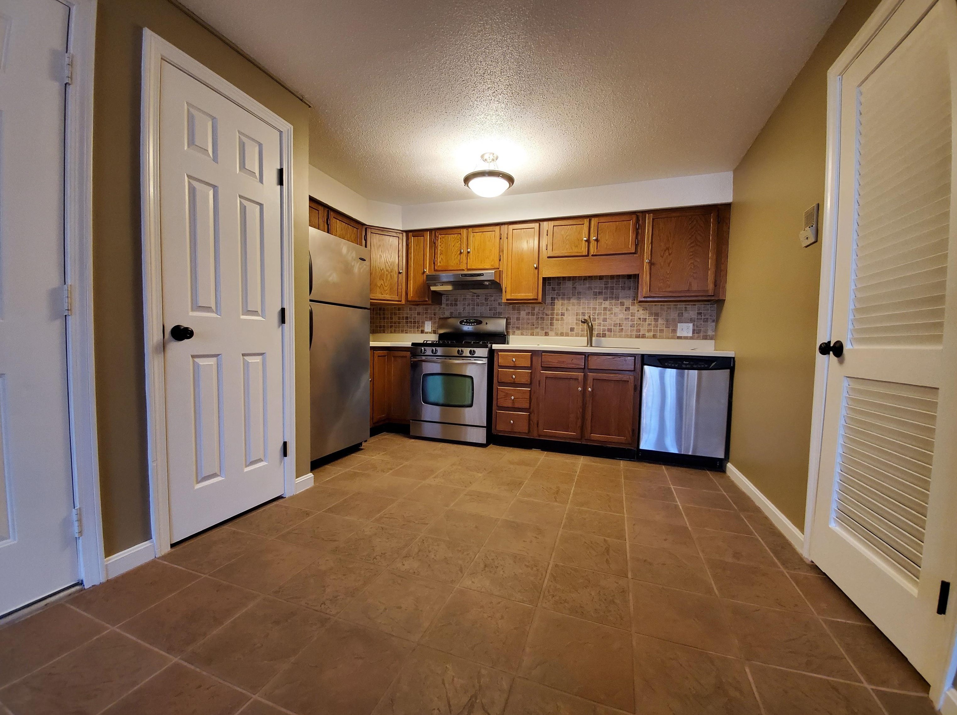 50 Brookside Dr #c-2, Kensington, NH 03833