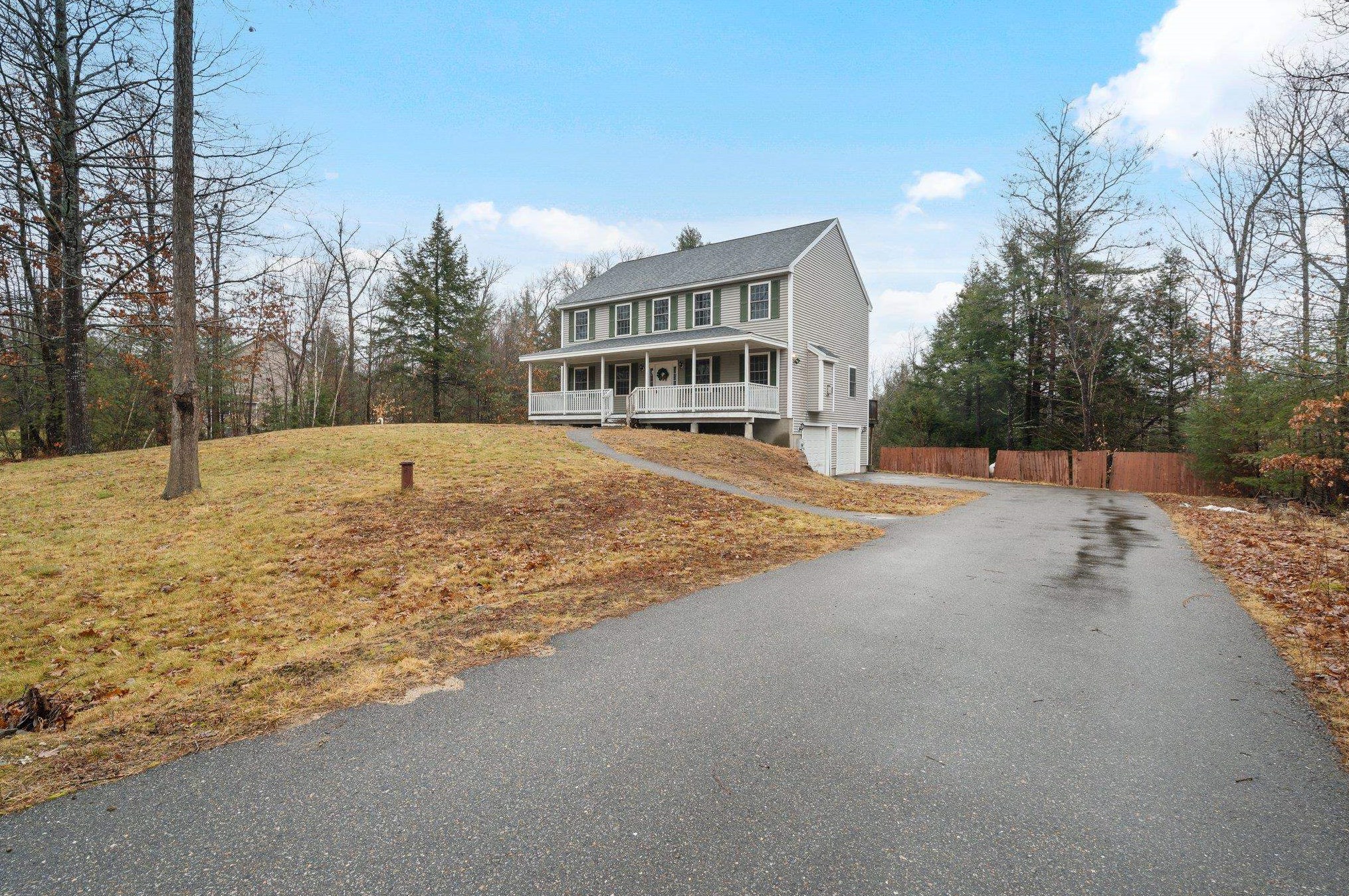 42 Eastman Way, Weare, NH 03281