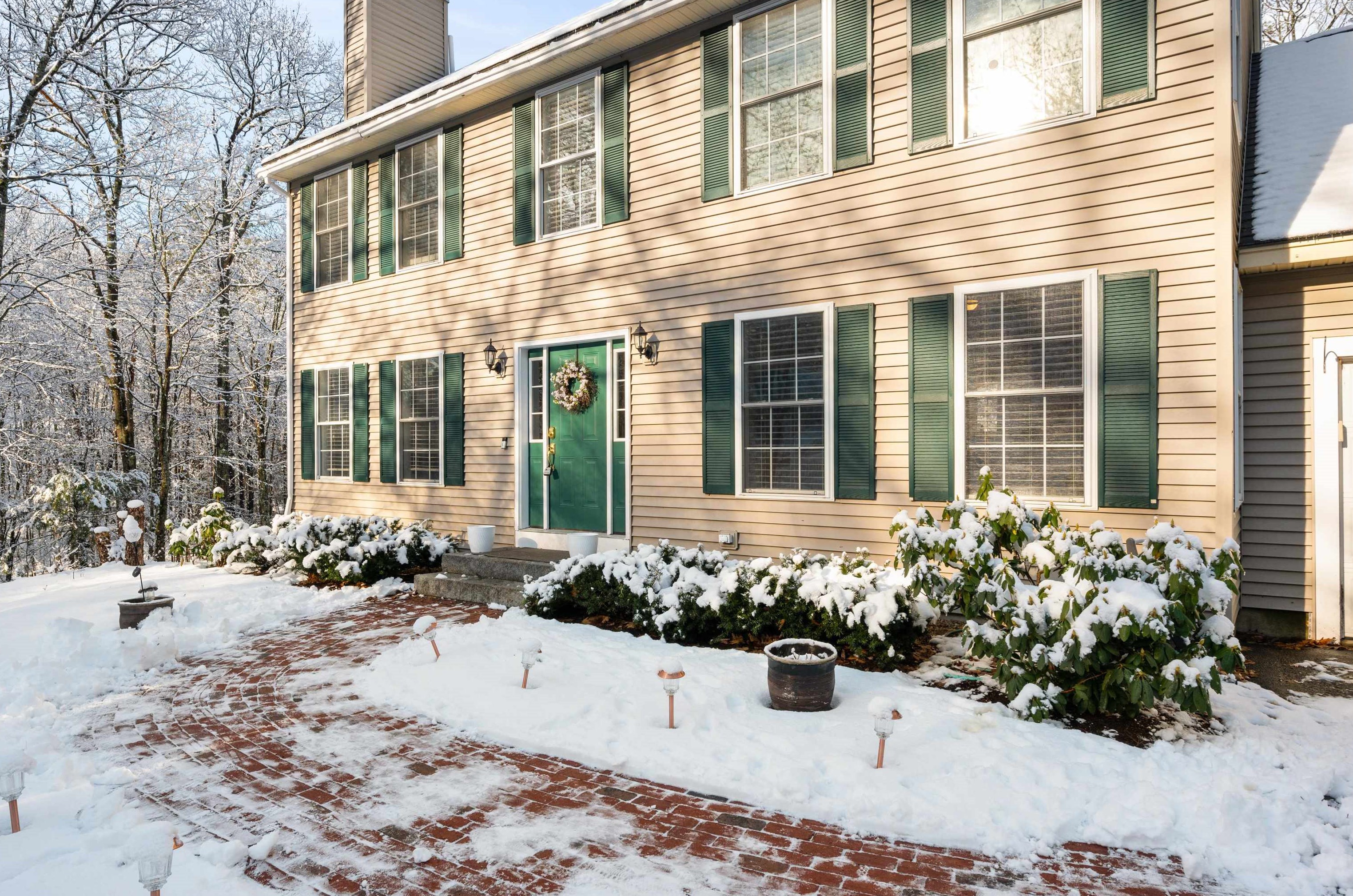 76 Bow Center Rd, Concord, NH 03304