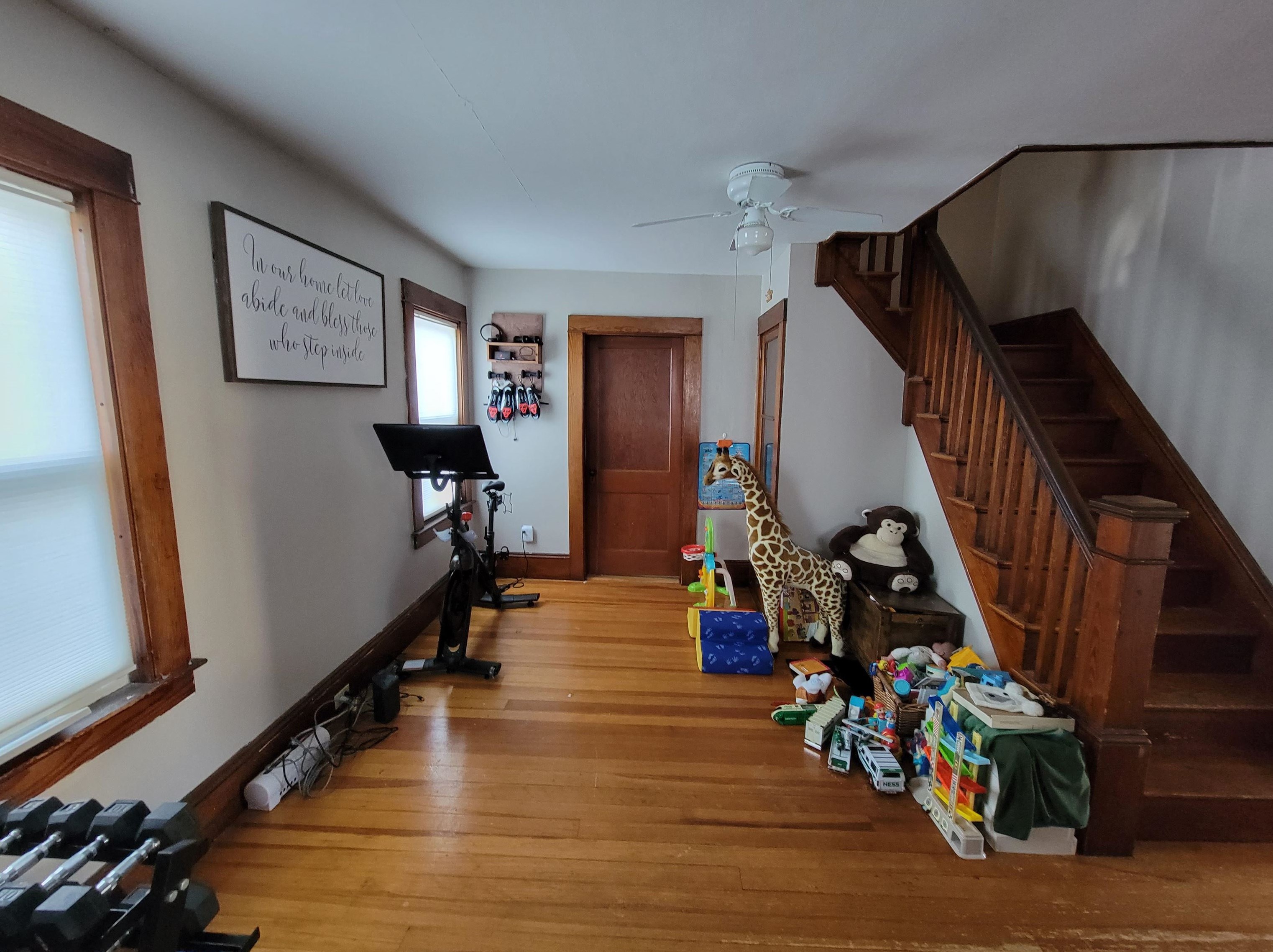 23 High St, Rochester NH  03867-1006 exterior