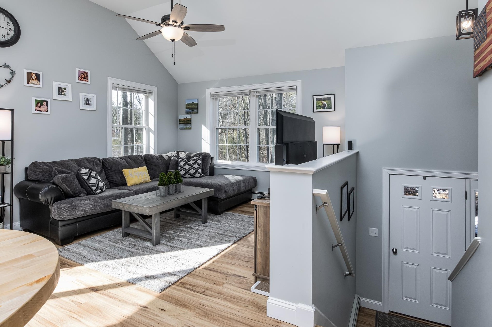 113 Twin Bridge Rd, Weare, NH 03281