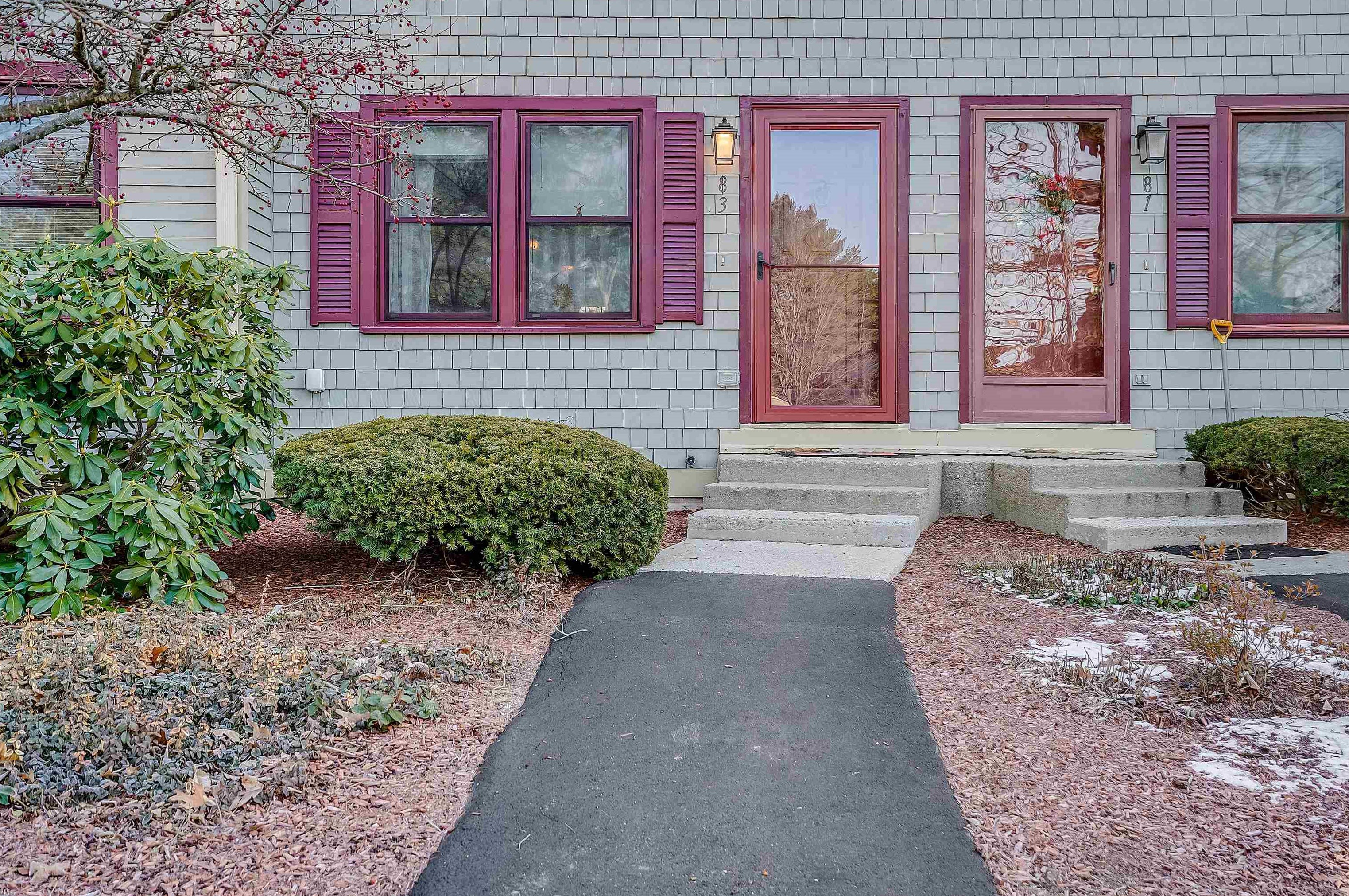 83 Bartemus Trl, Nashua, NH 03063-7601
