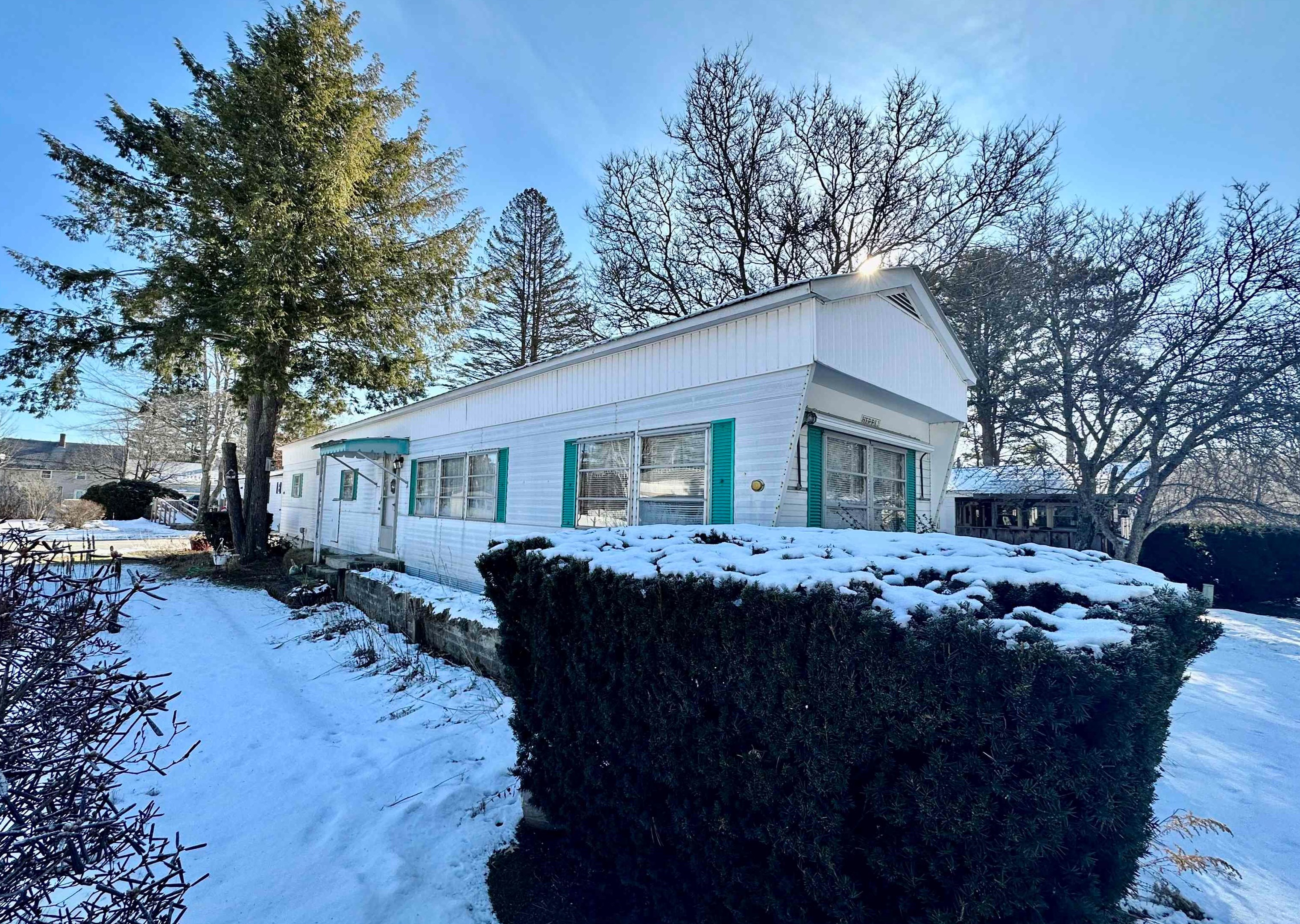 4 Edgewood Park, Unity, NH 03773