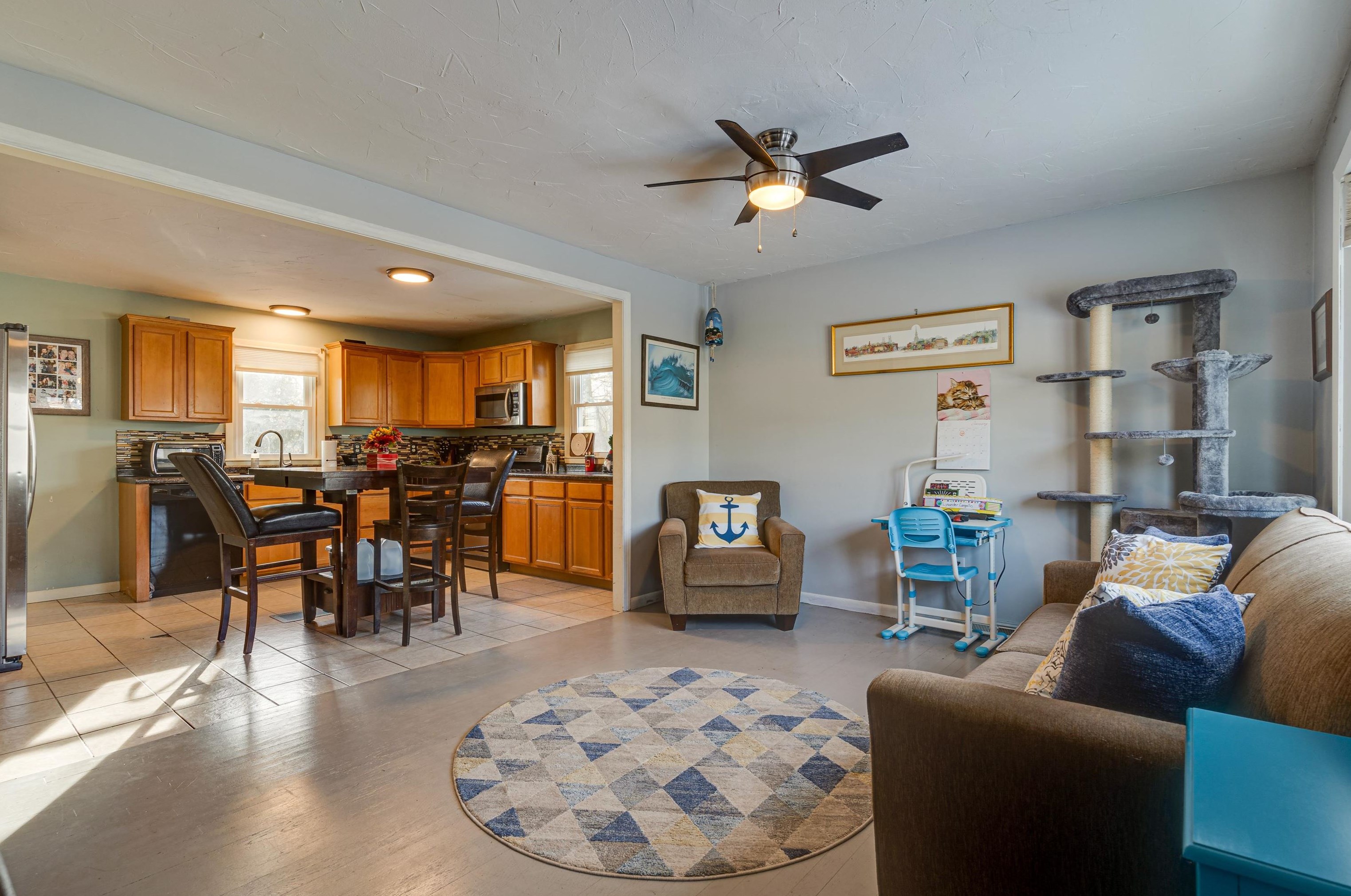 25 Applevale Dr, Dover, NH 03820