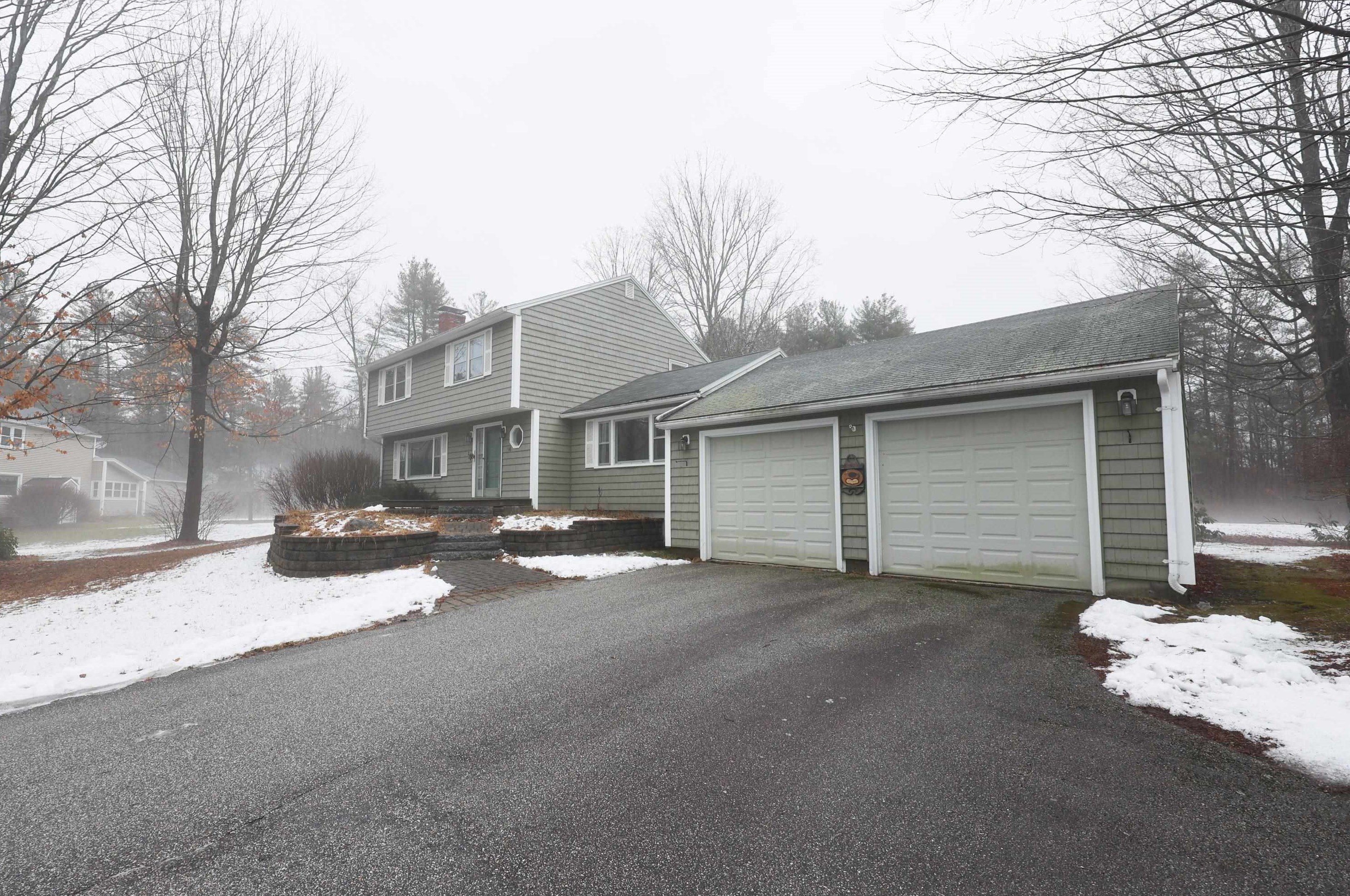 14 Wilson Hill Rd, Merrimack, NH 03054