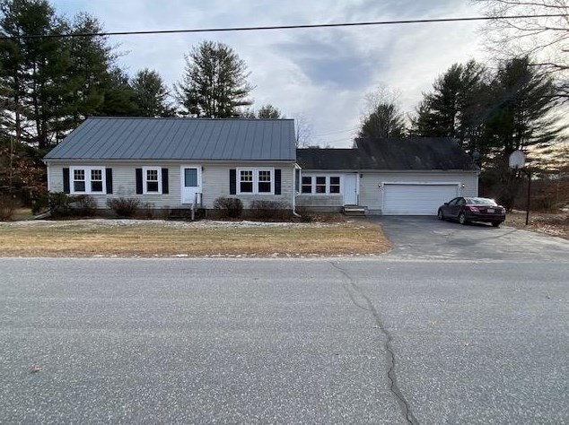 122 Meetinghouse Rd, Hinsdale, NH 03451
