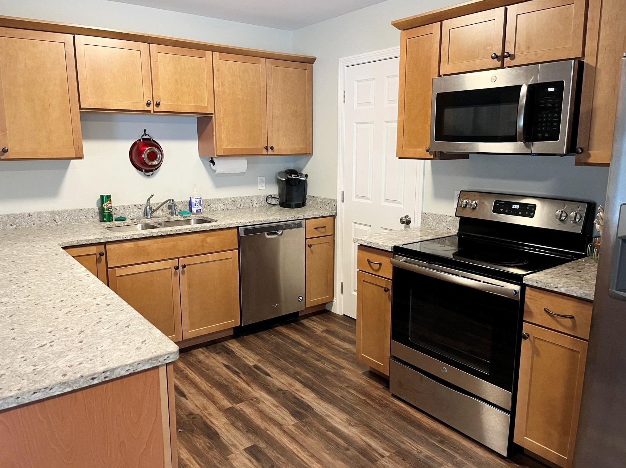 401 Southfield Ln, Peterborough, NH 03458