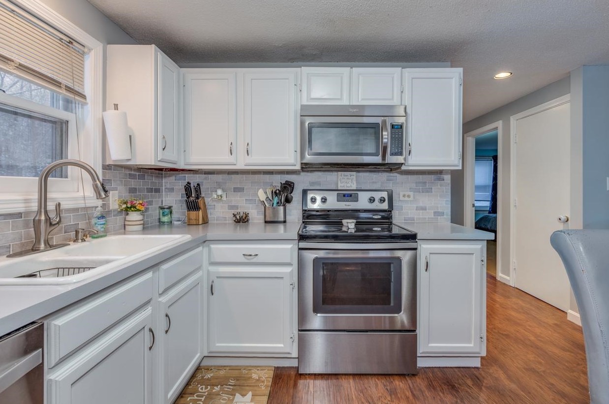 150 Smith Ave, Allenstown, NH 03275