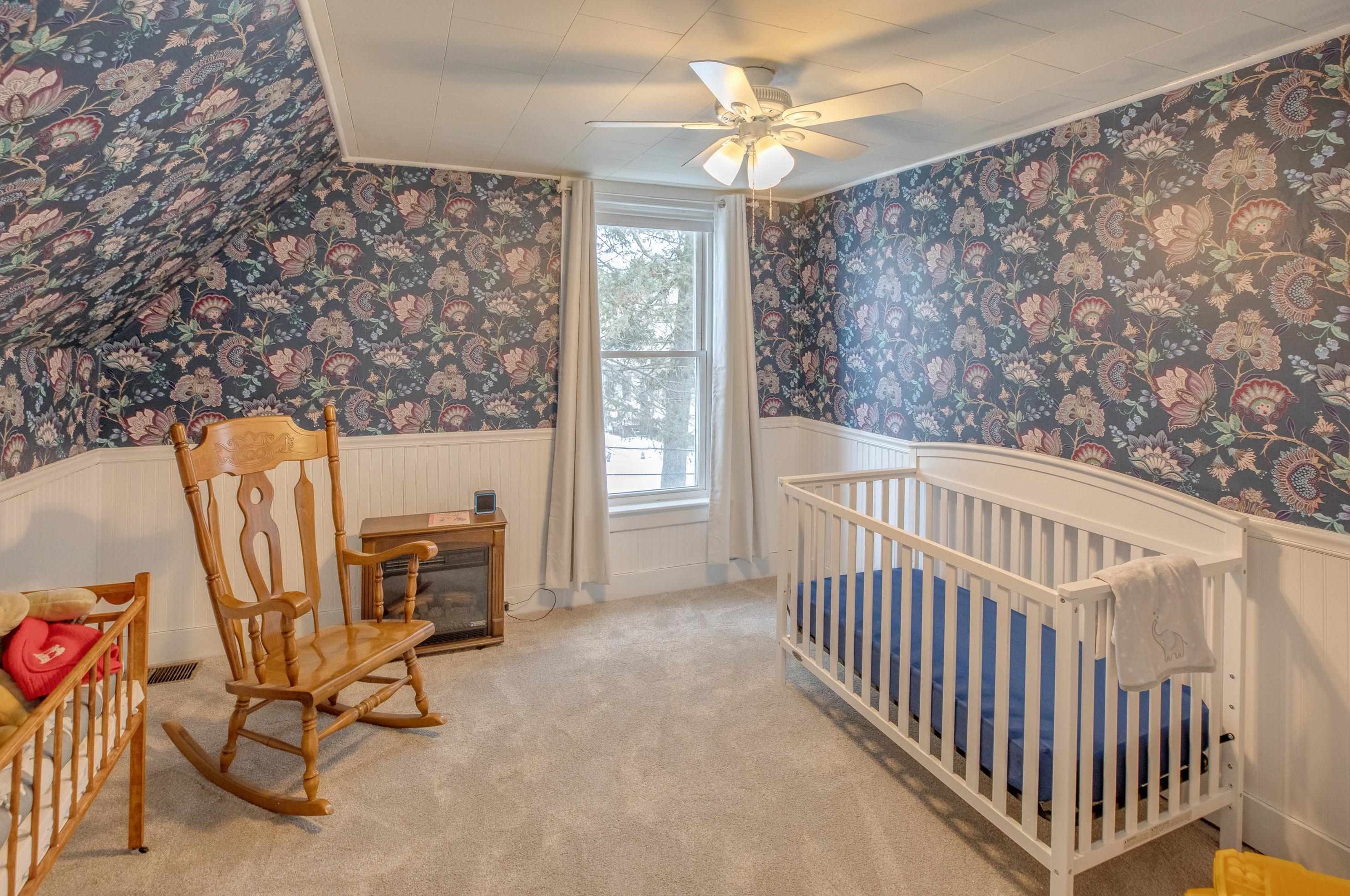 309 Main St, Lancaster NH 03584-3040 exterior