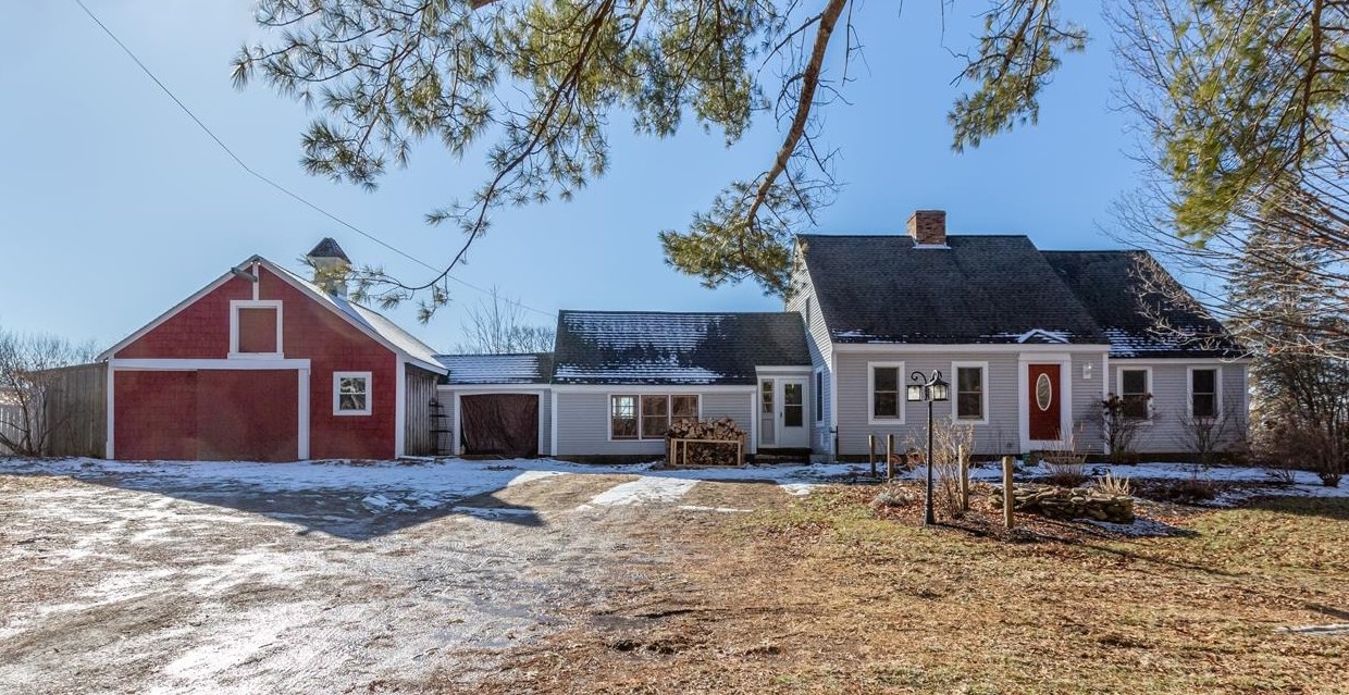 70 Tibbetts Rd, Gilmanton, NH 03837