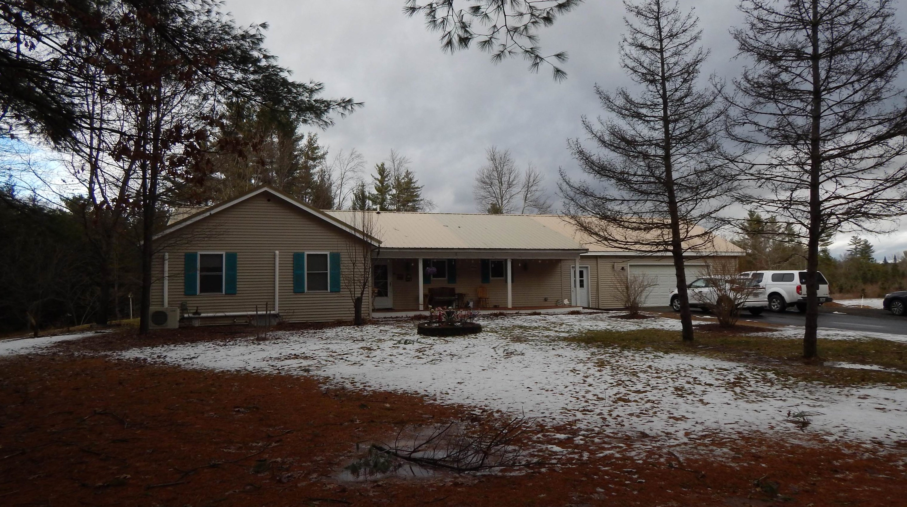155 Staniels Rd, Concord, NH 03307