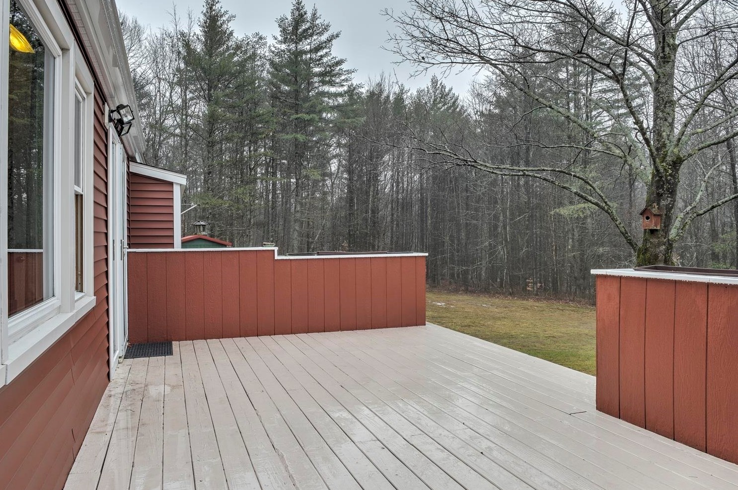 32 Longmeadow Dr, Troy NH  03465-2302 exterior
