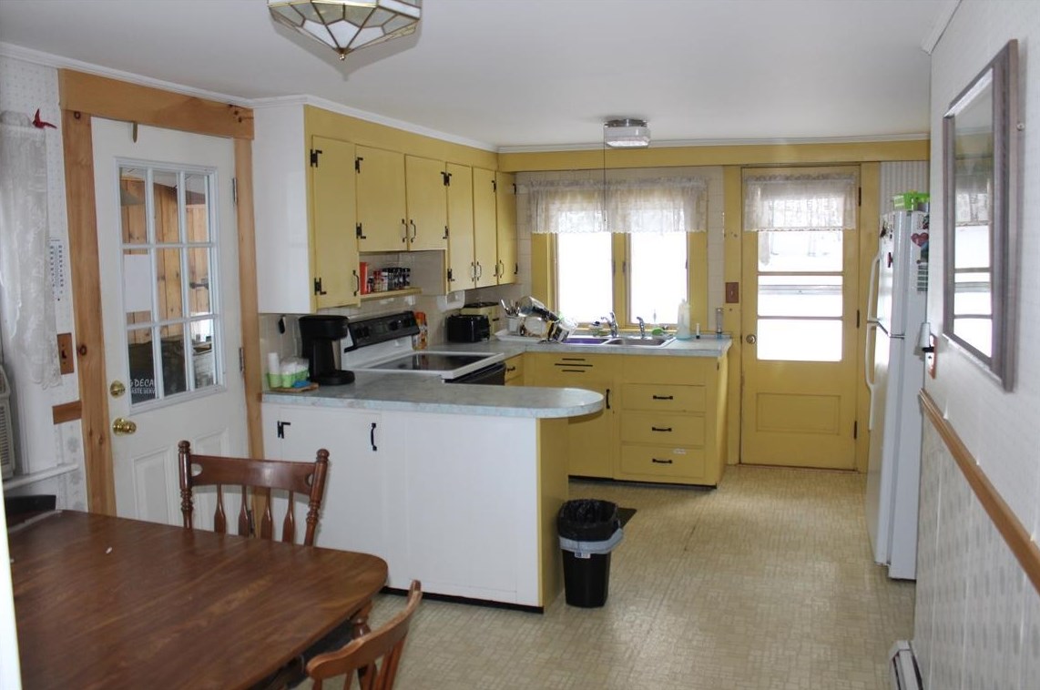 86 Myrtle St, Unity, NH 03743