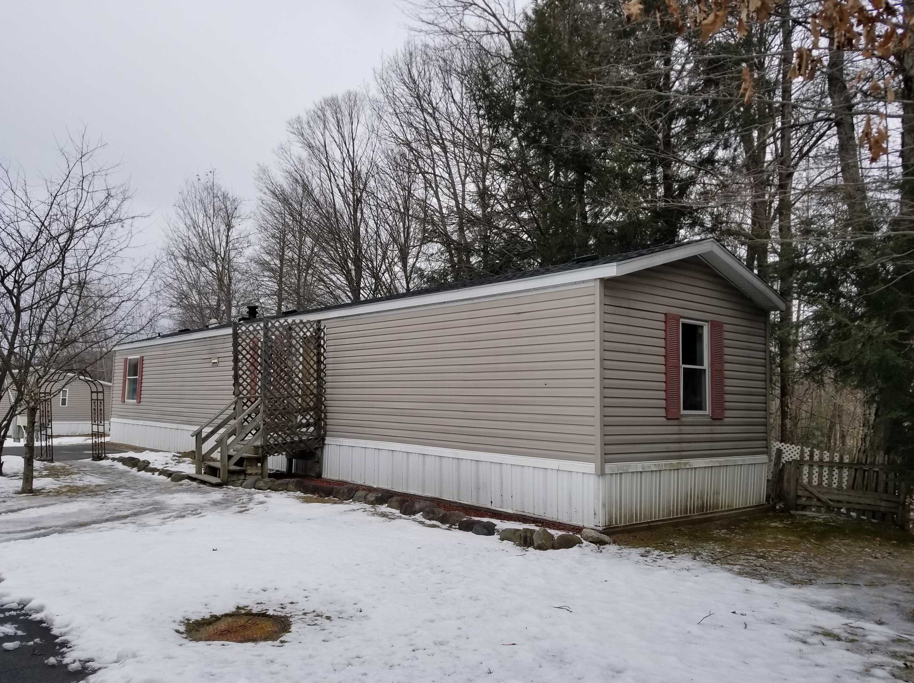 137 Morways Park, Unity, NH 03603