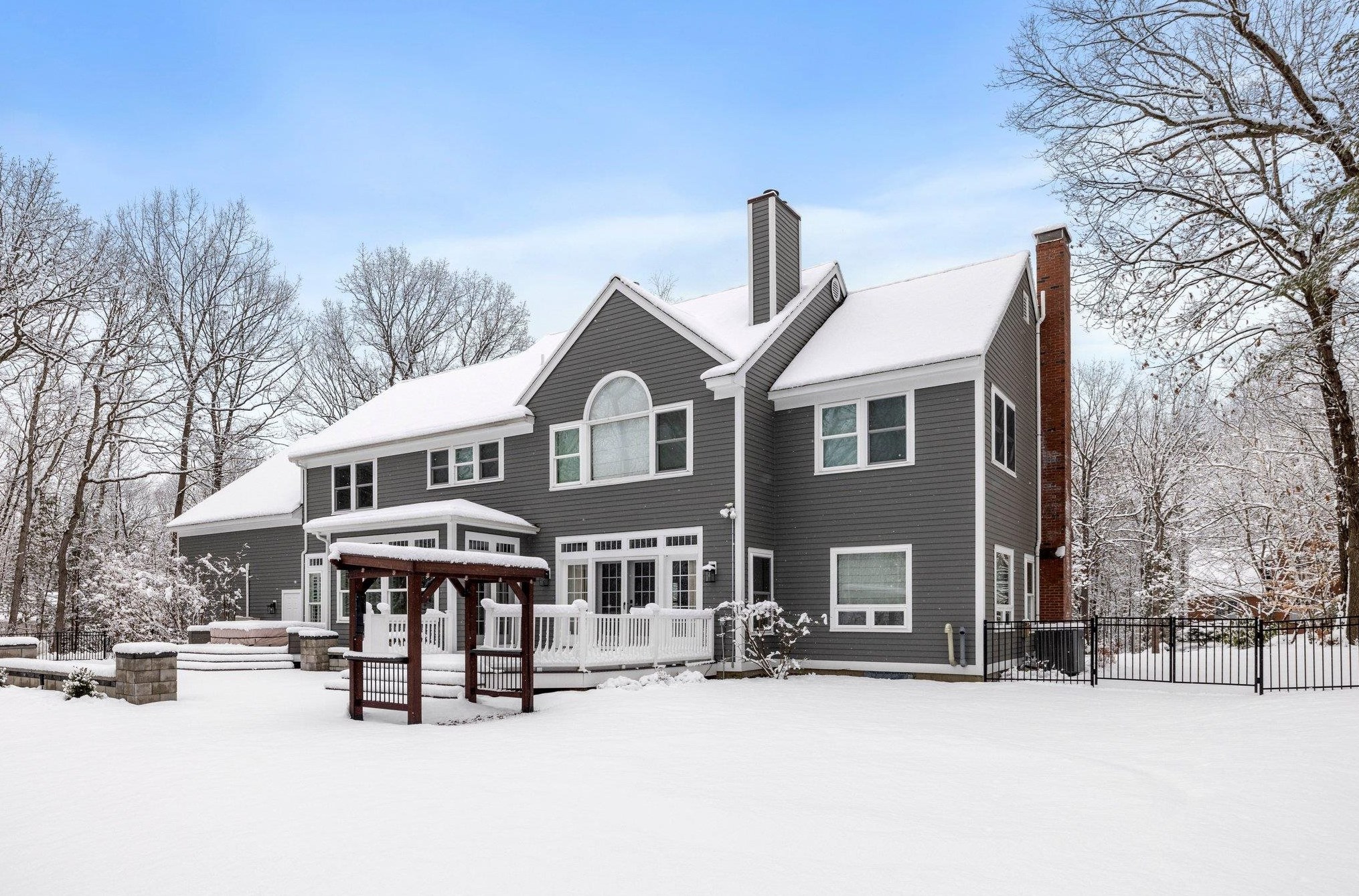 32 Dwinell Dr, Concord, NH 03301