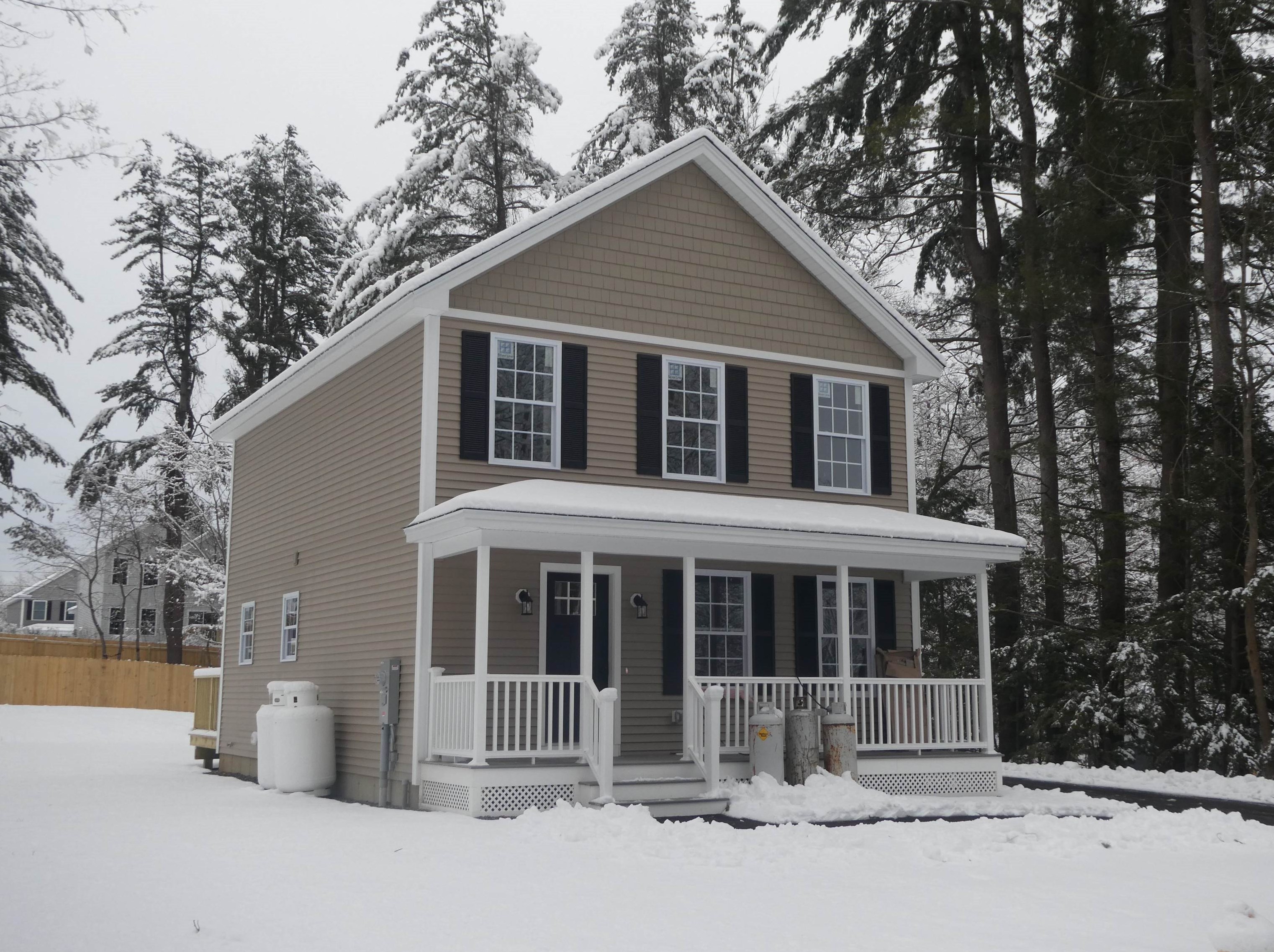 99 Ingalls St, Manchester, NH 03102 exterior