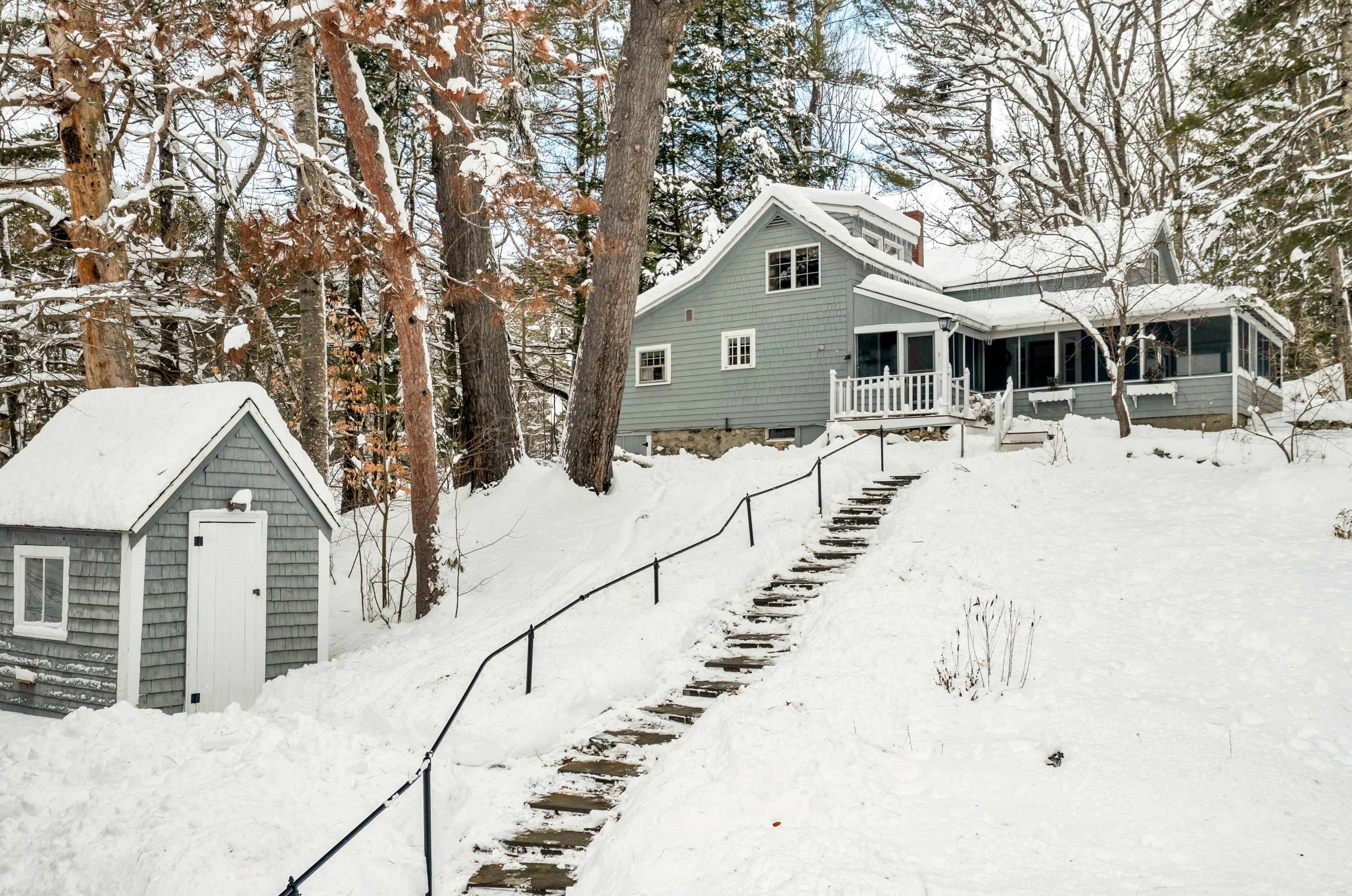 24 Loon Cove Rd, Alton, NH 03810
