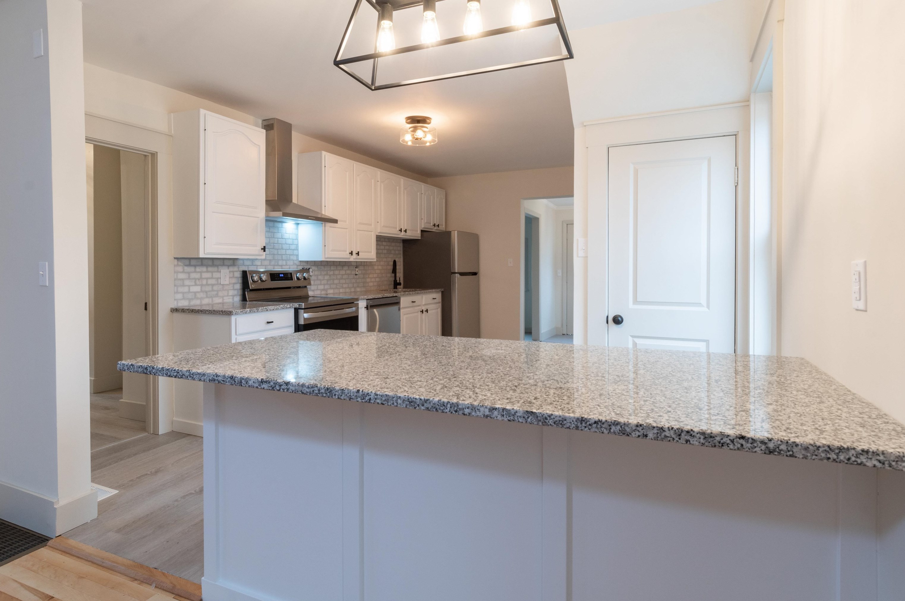 125 Precourt St, Manchester NH  03102-4226 exterior