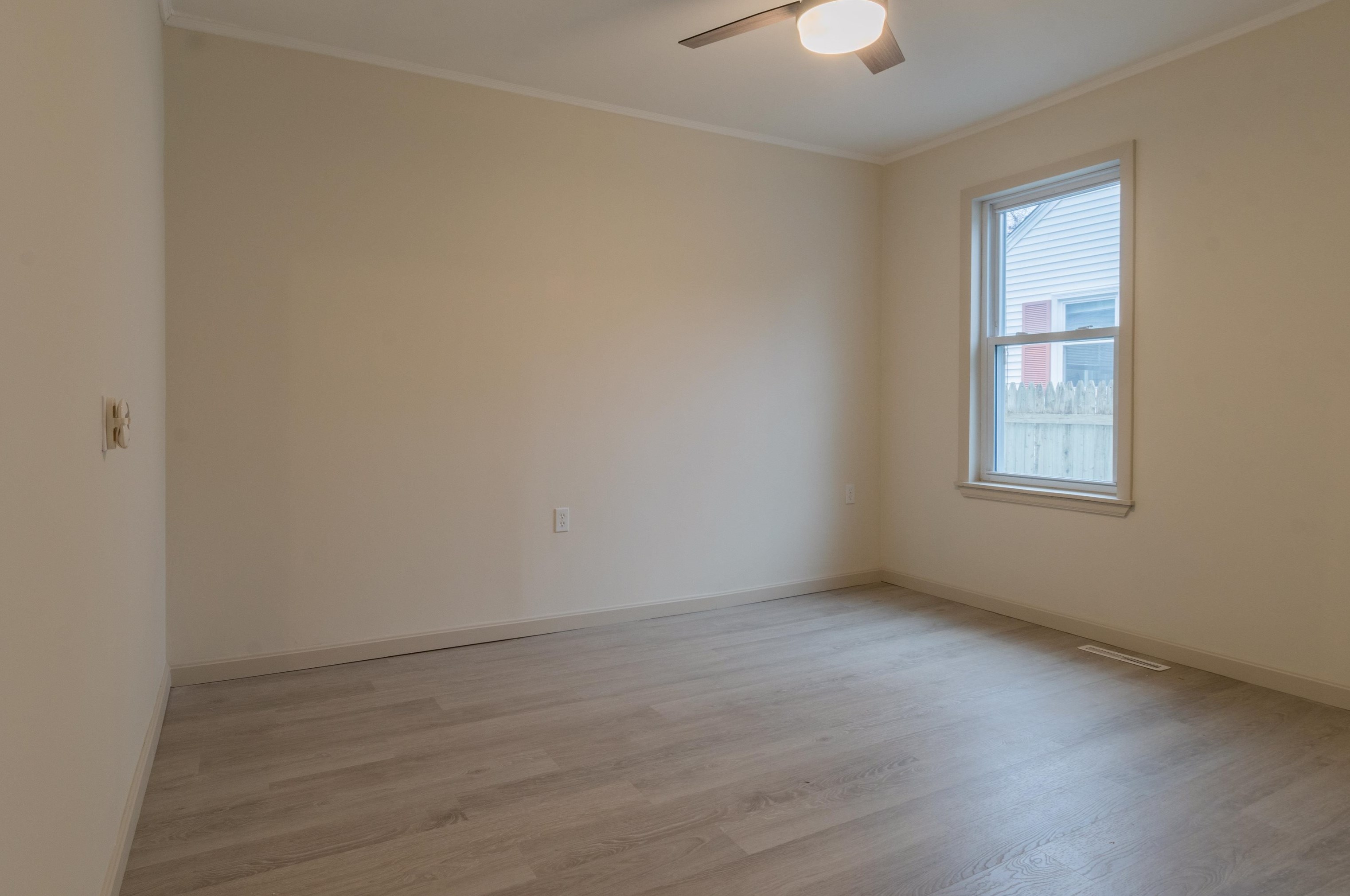 125 Precourt St, Manchester NH  03102-4226 exterior