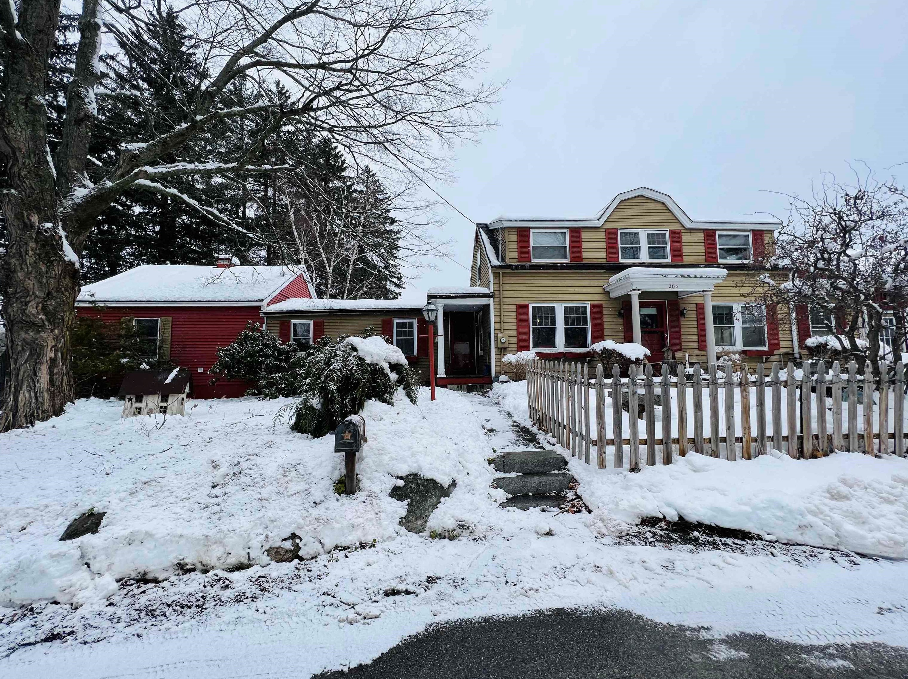 203-205 Silver St, Dover, NH 03820