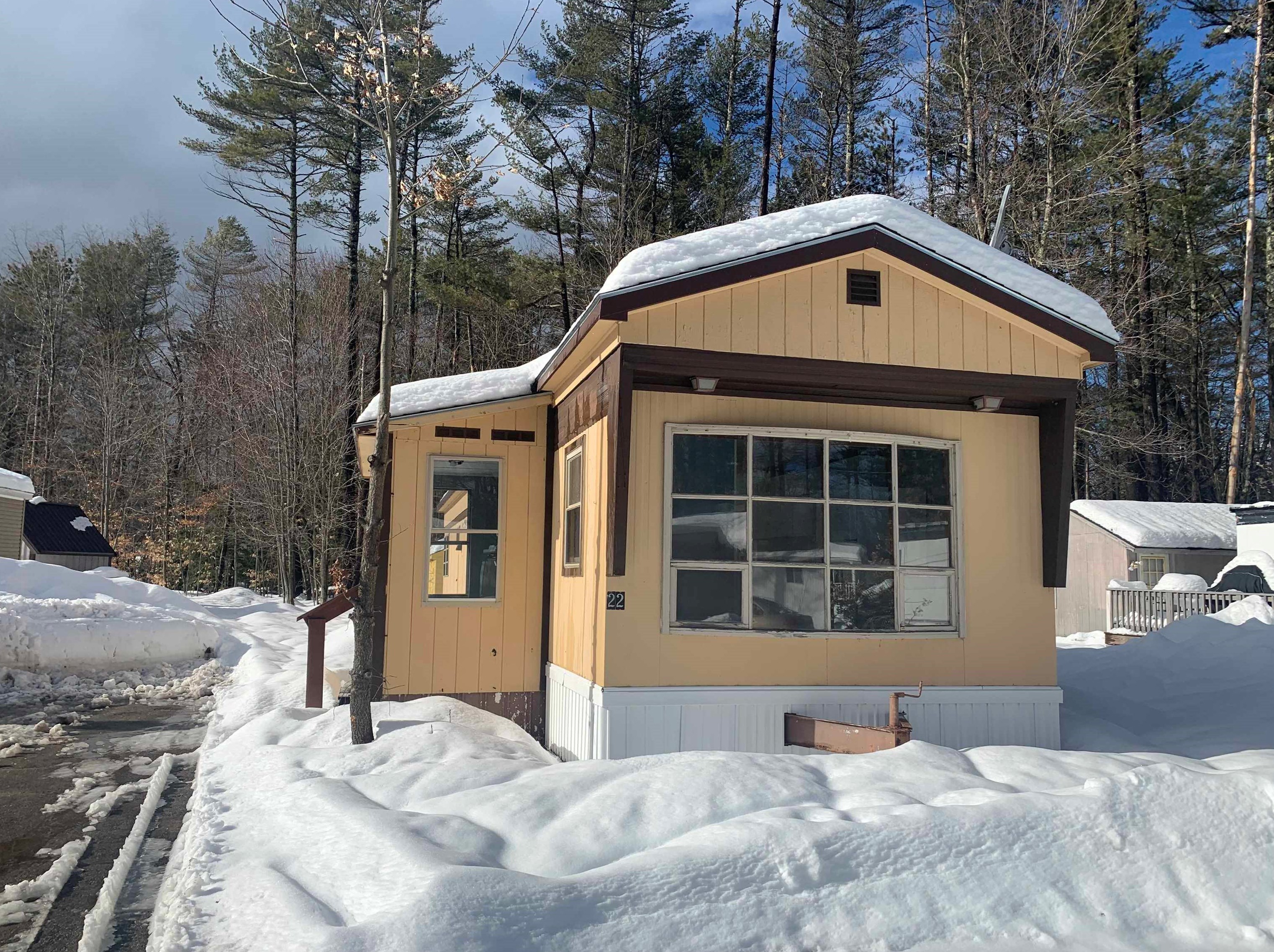 22 Pineland Park Rd, Milton, NH 03851