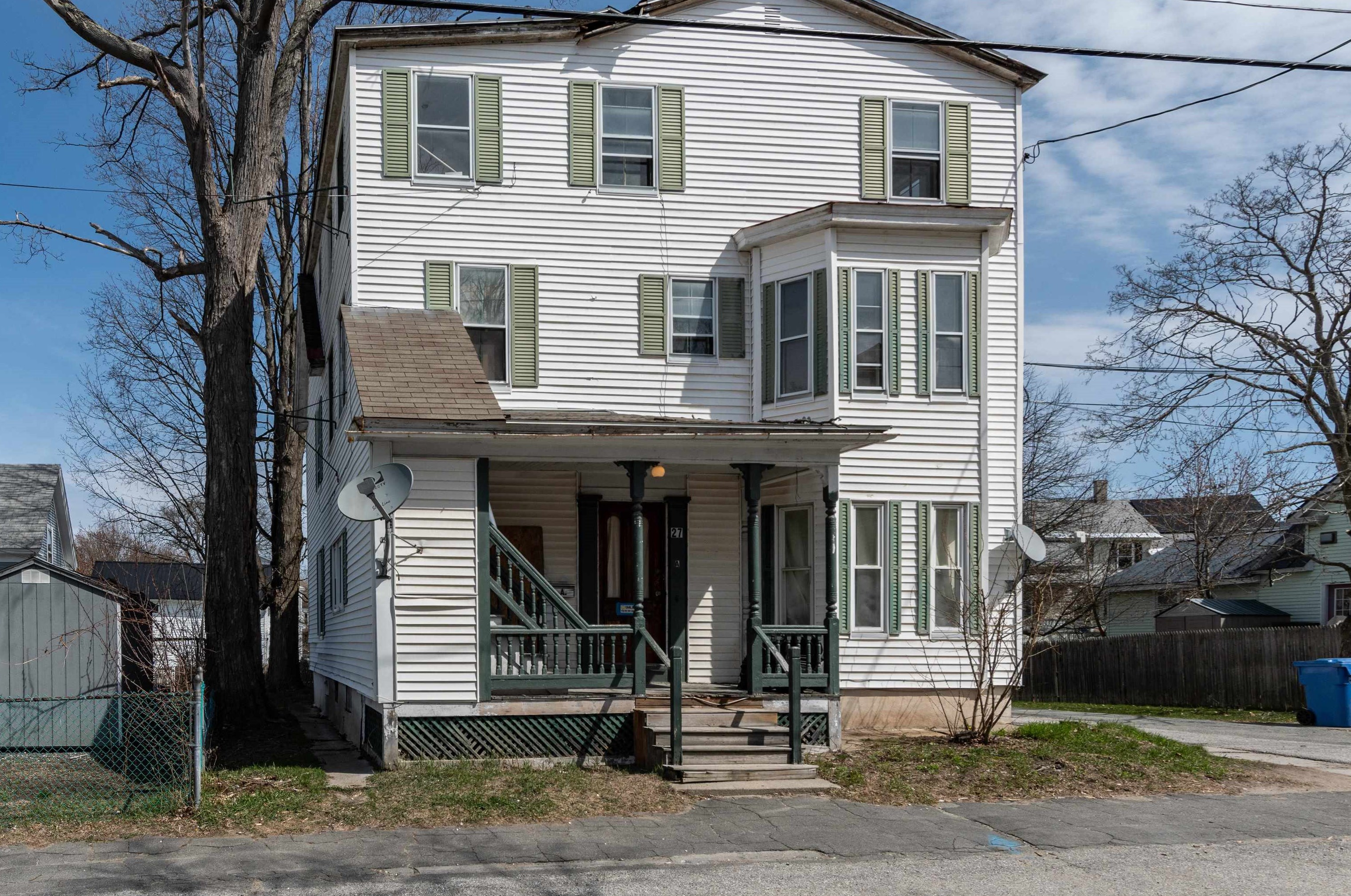 27 School St, Unity, NH 03743