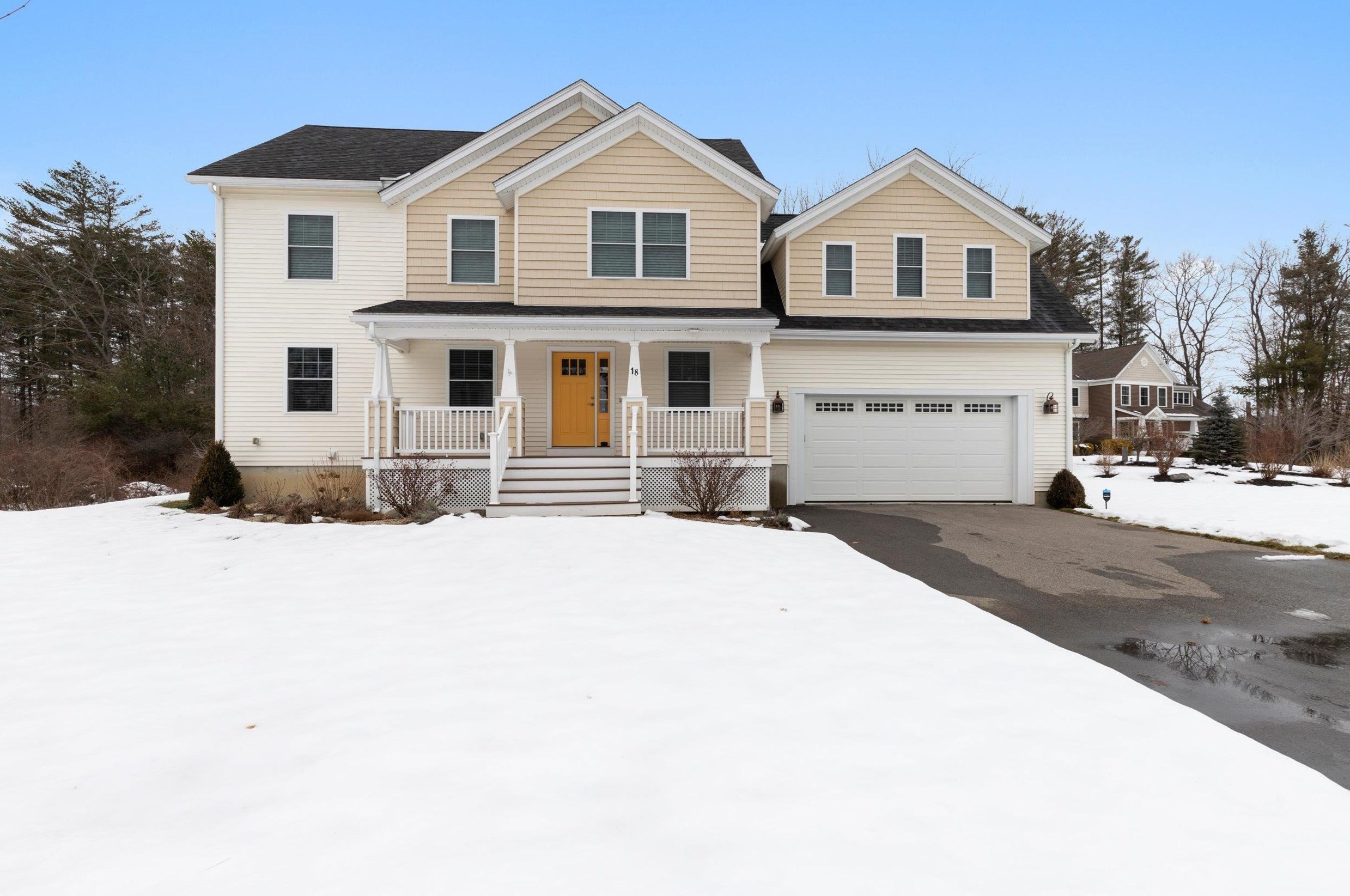 18 Schooner Dr, Dover, NH 03820
