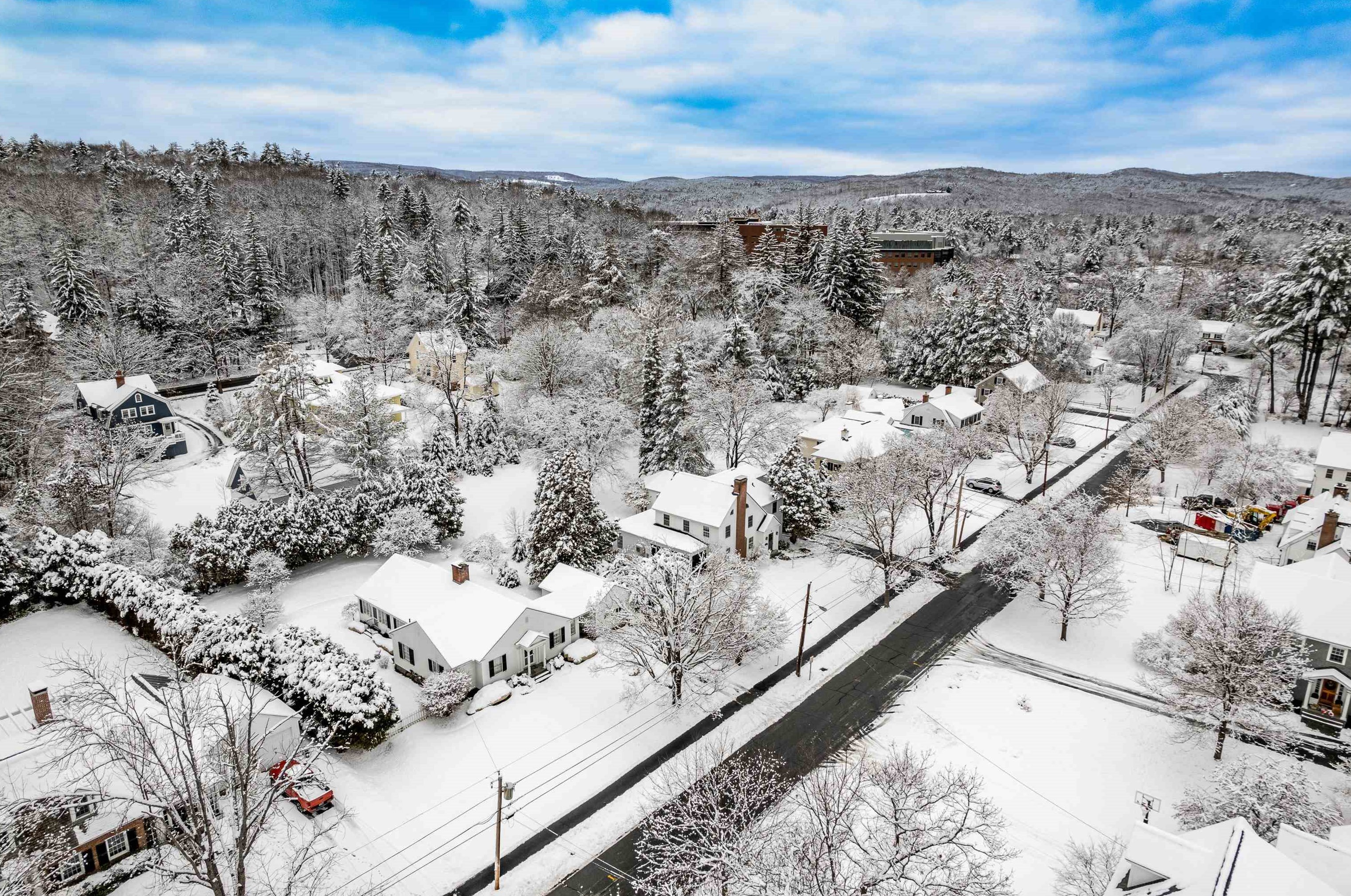 8 Balch St, Hanover NH 03755-2234 exterior