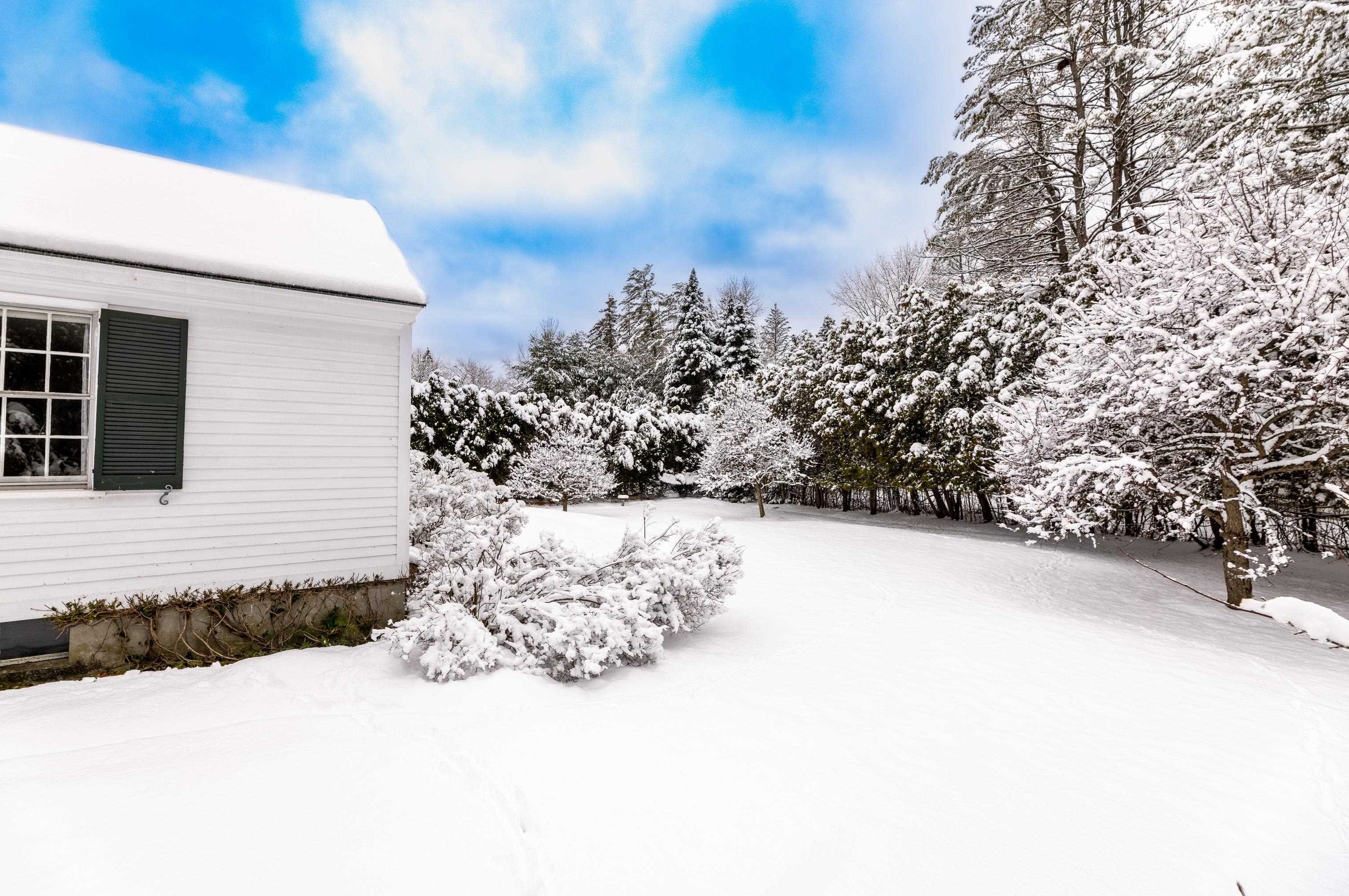 8 Balch St, Hanover NH 03755-2234 exterior