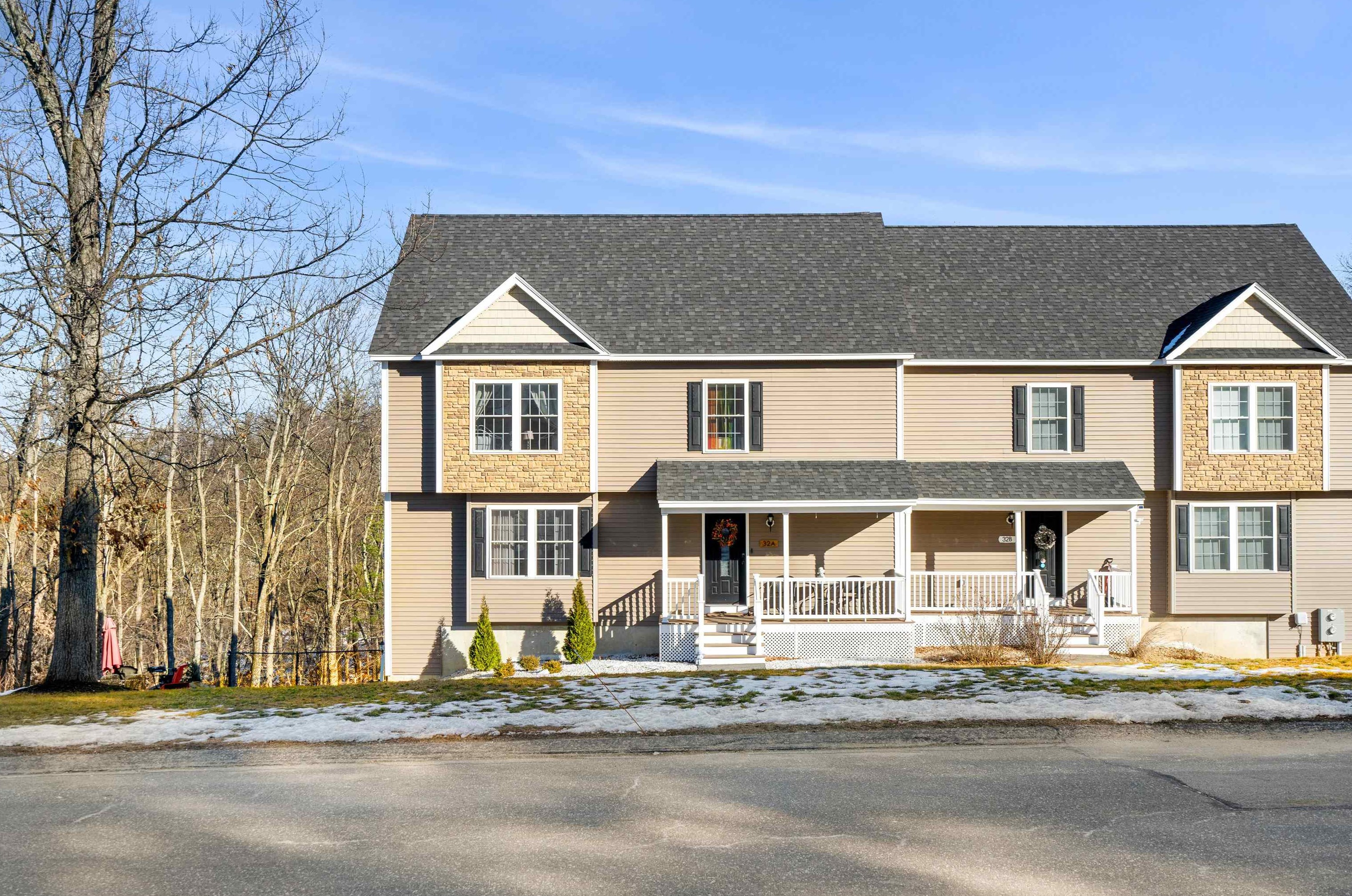 32 Longview Cir #a, Pelham, NH 03076