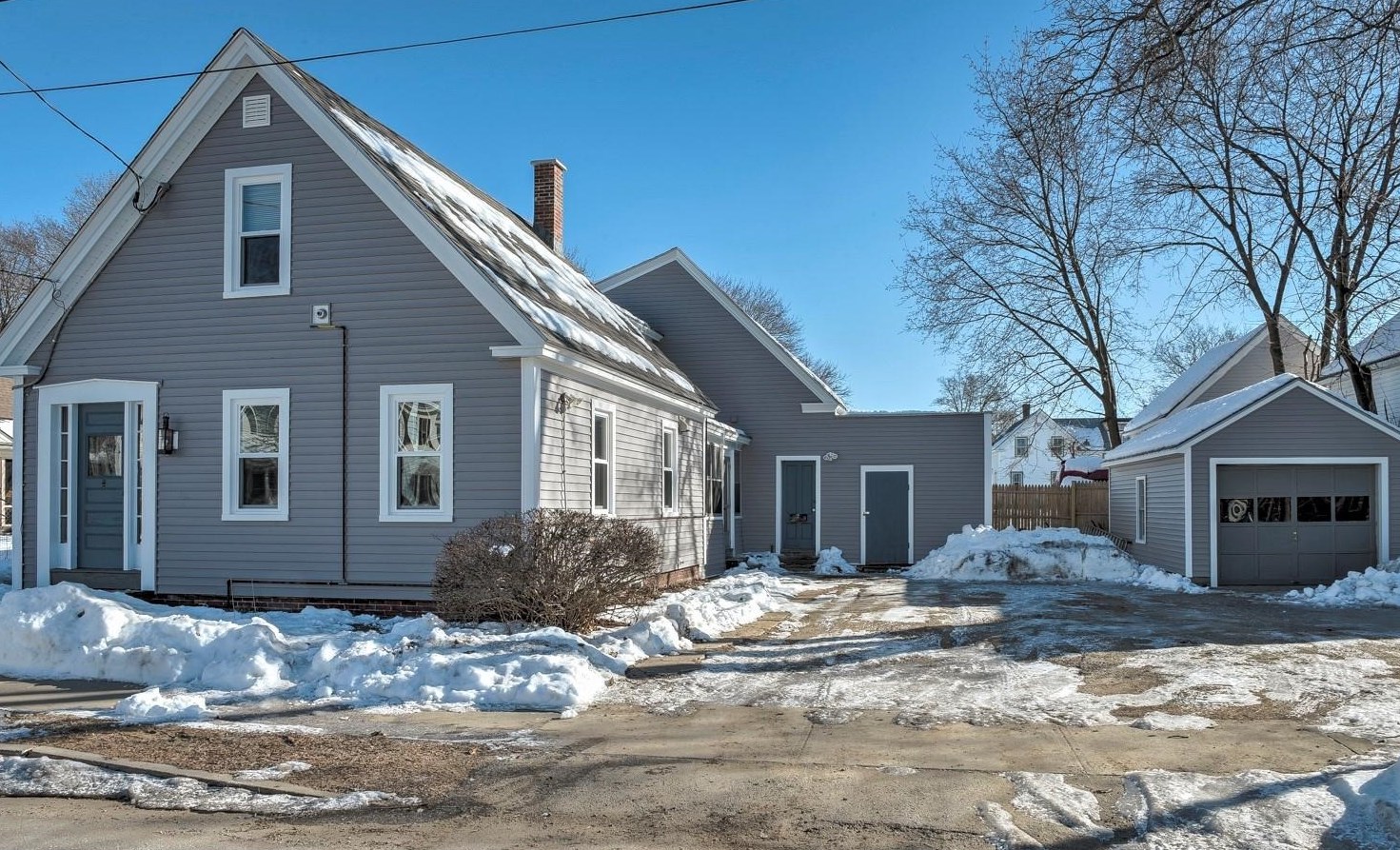 61 Howard St, Keene, NH 03431