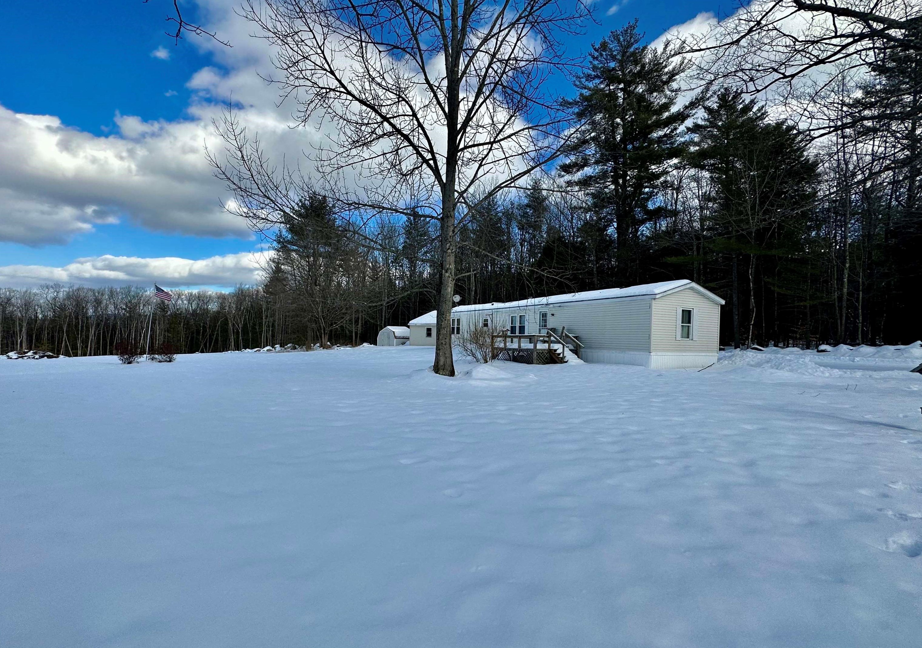 359 Bascom Rd, Unity, NH 03773