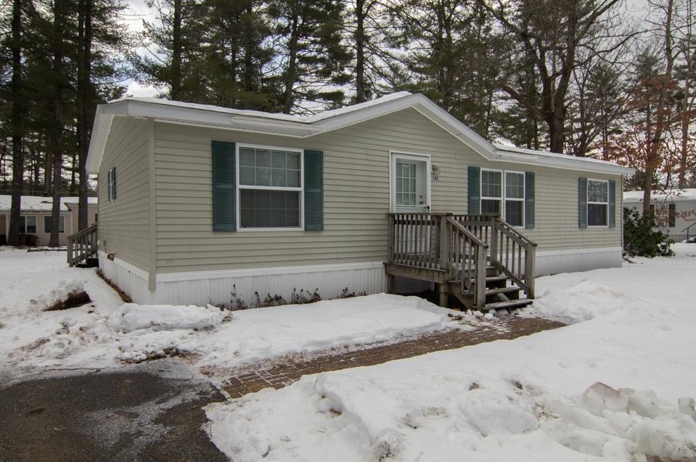 141 Michael Dr, Barrington, NH 03825