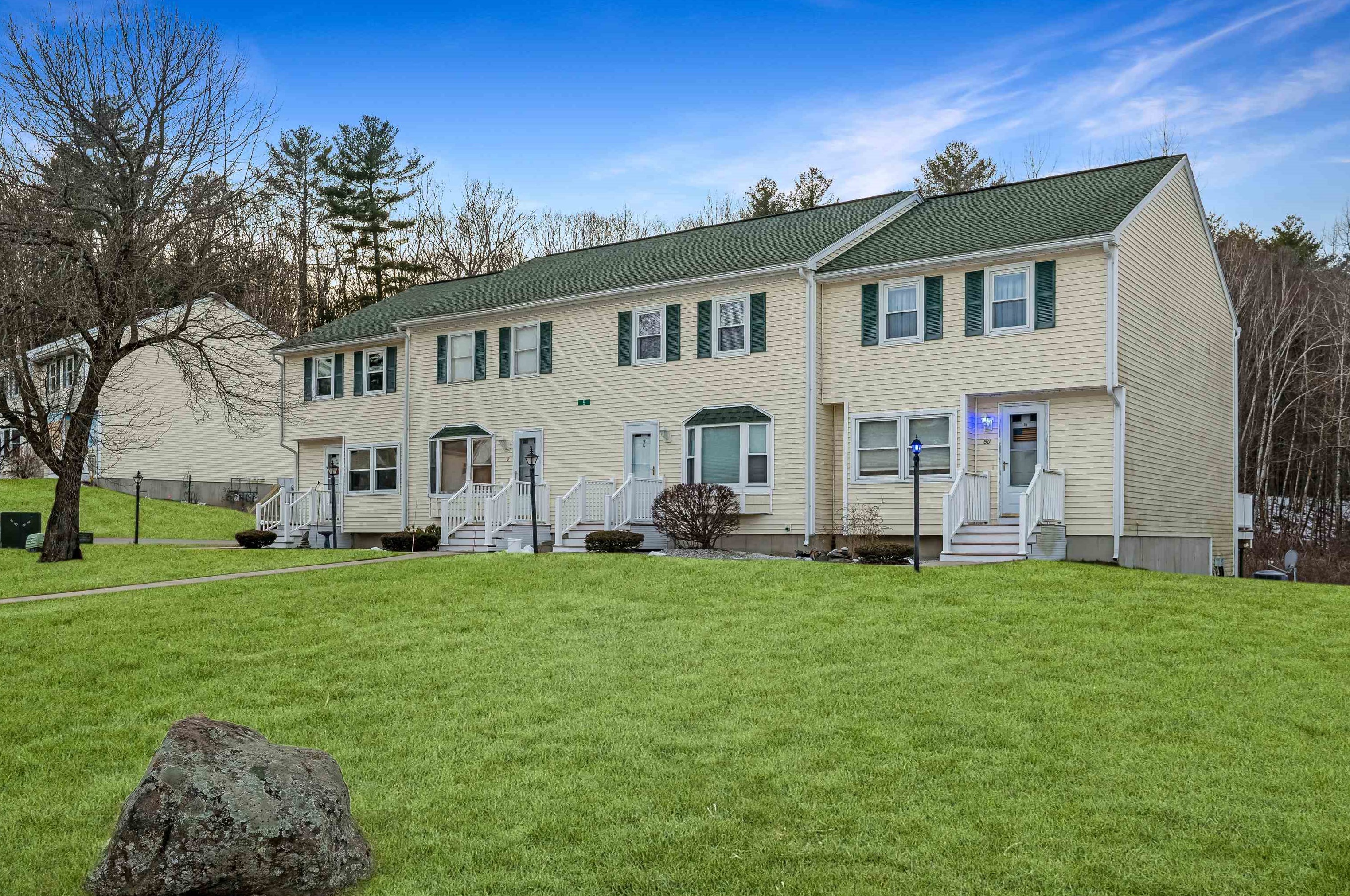 120 Newton Rd #9c, Plaistow, NH 03865