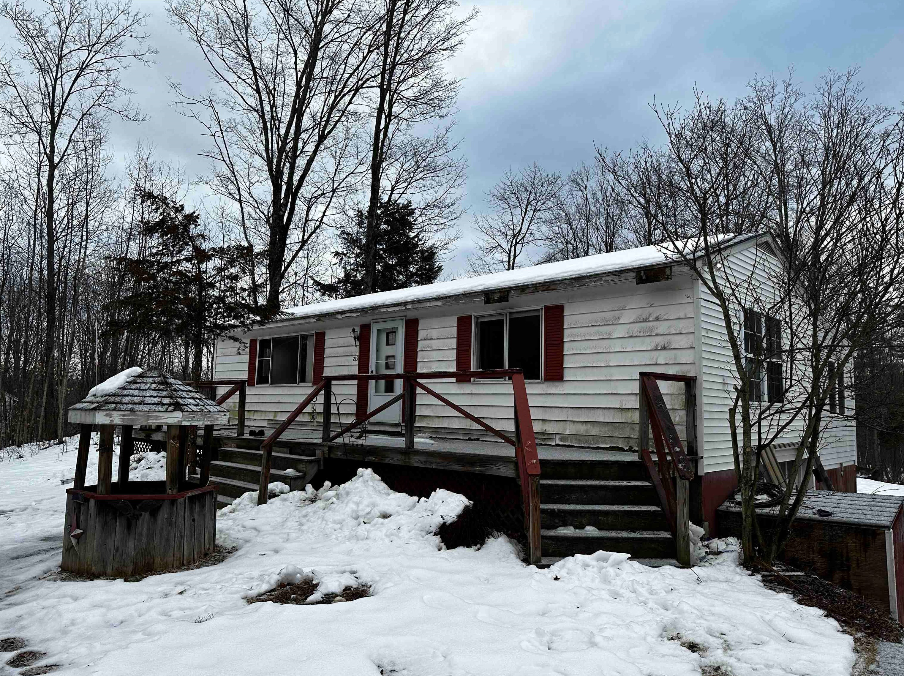 245 Fremont Rd, Sandown, NH 03873