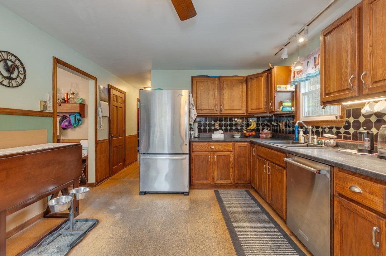 30 Sanborn Rd, Concord, NH 03301