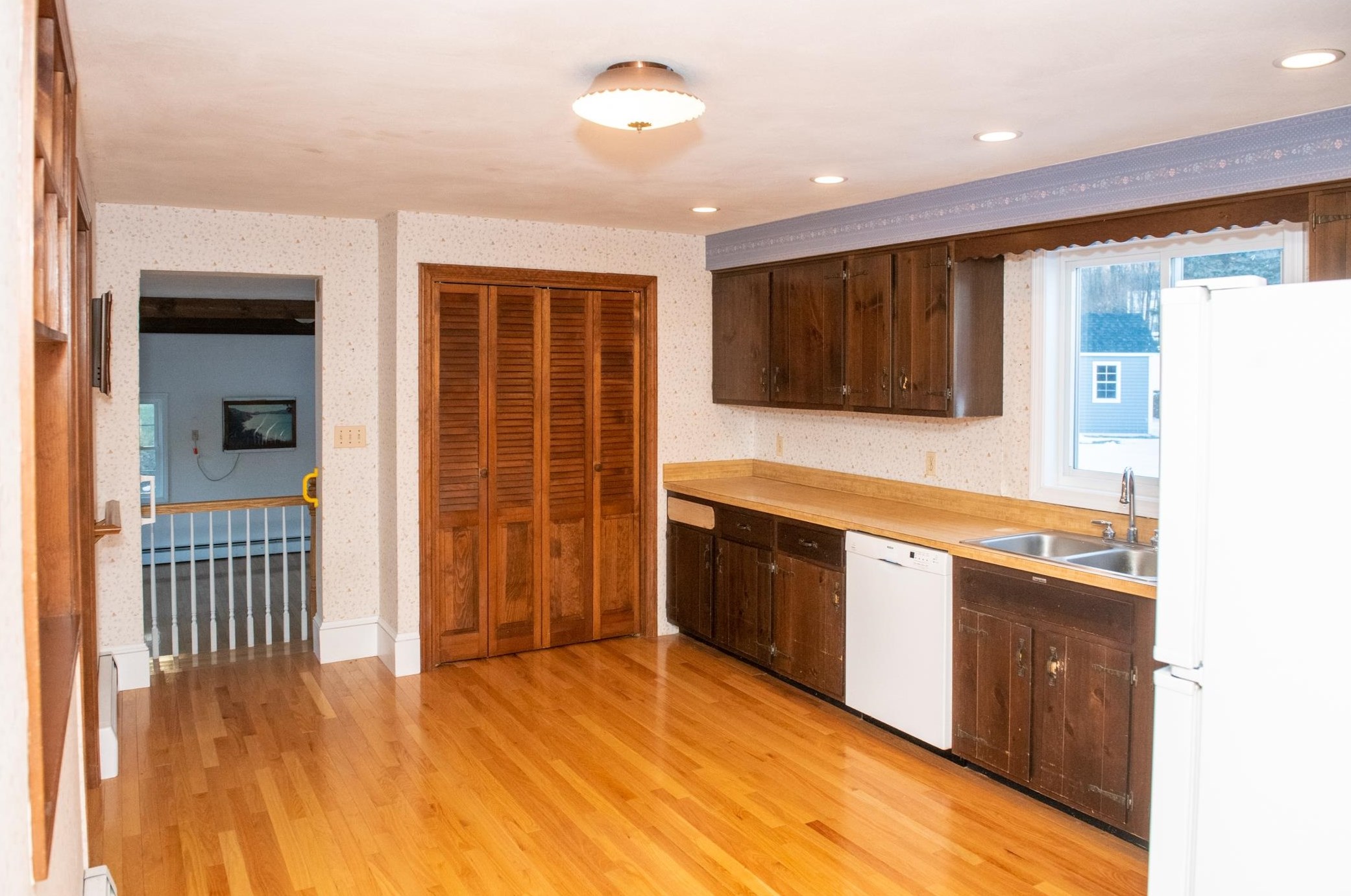 57 Academy Ave, Atkinson, NH 03811-2207