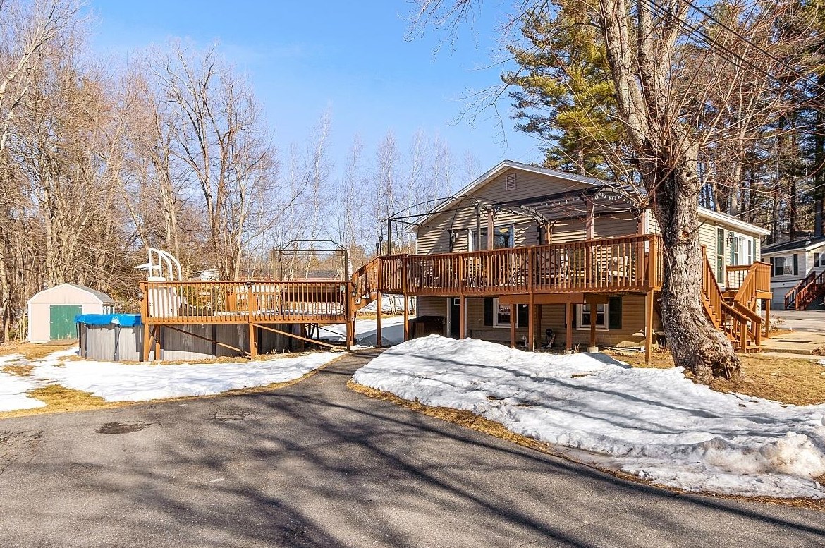 1 Mark Ave, Derry, NH 03038