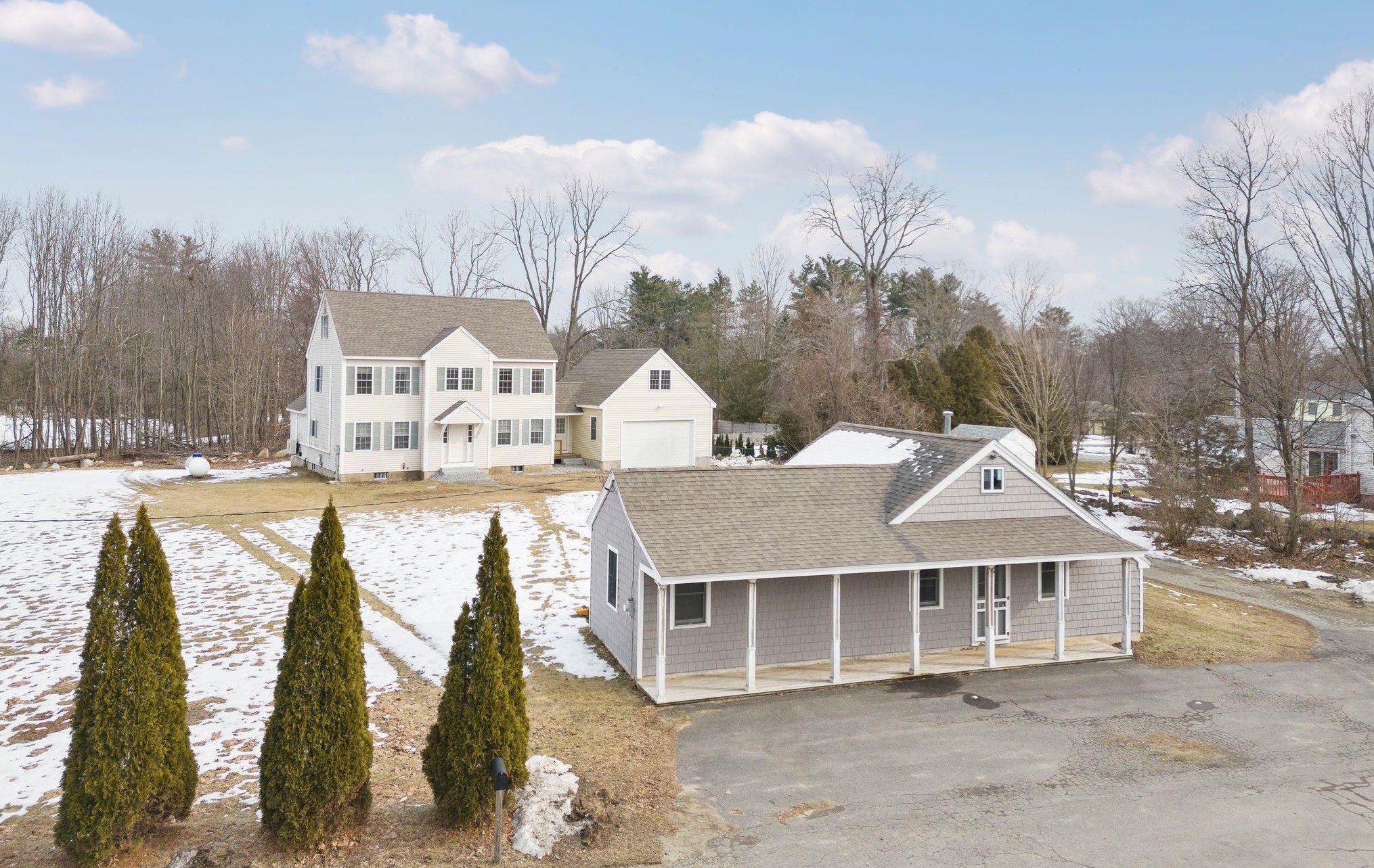 187 Main St, East Hampstead, NH 03826 exterior